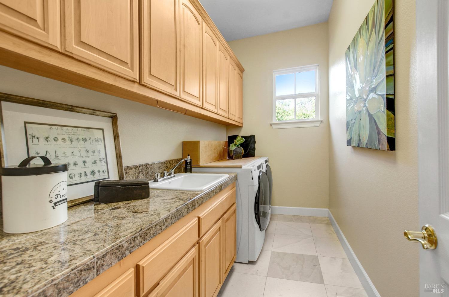 1120 Castle Oaks Dr