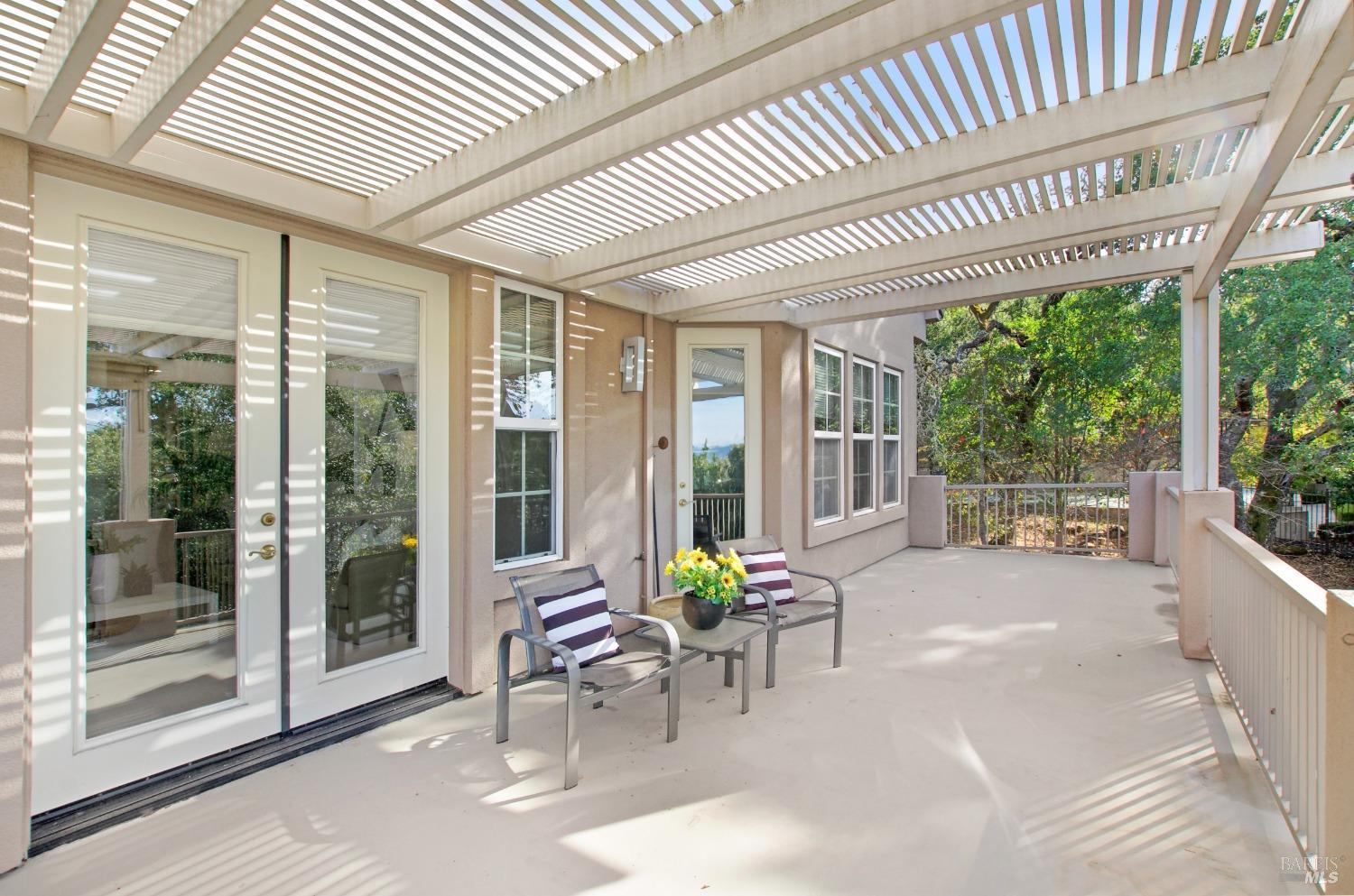 1120 Castle Oaks Dr