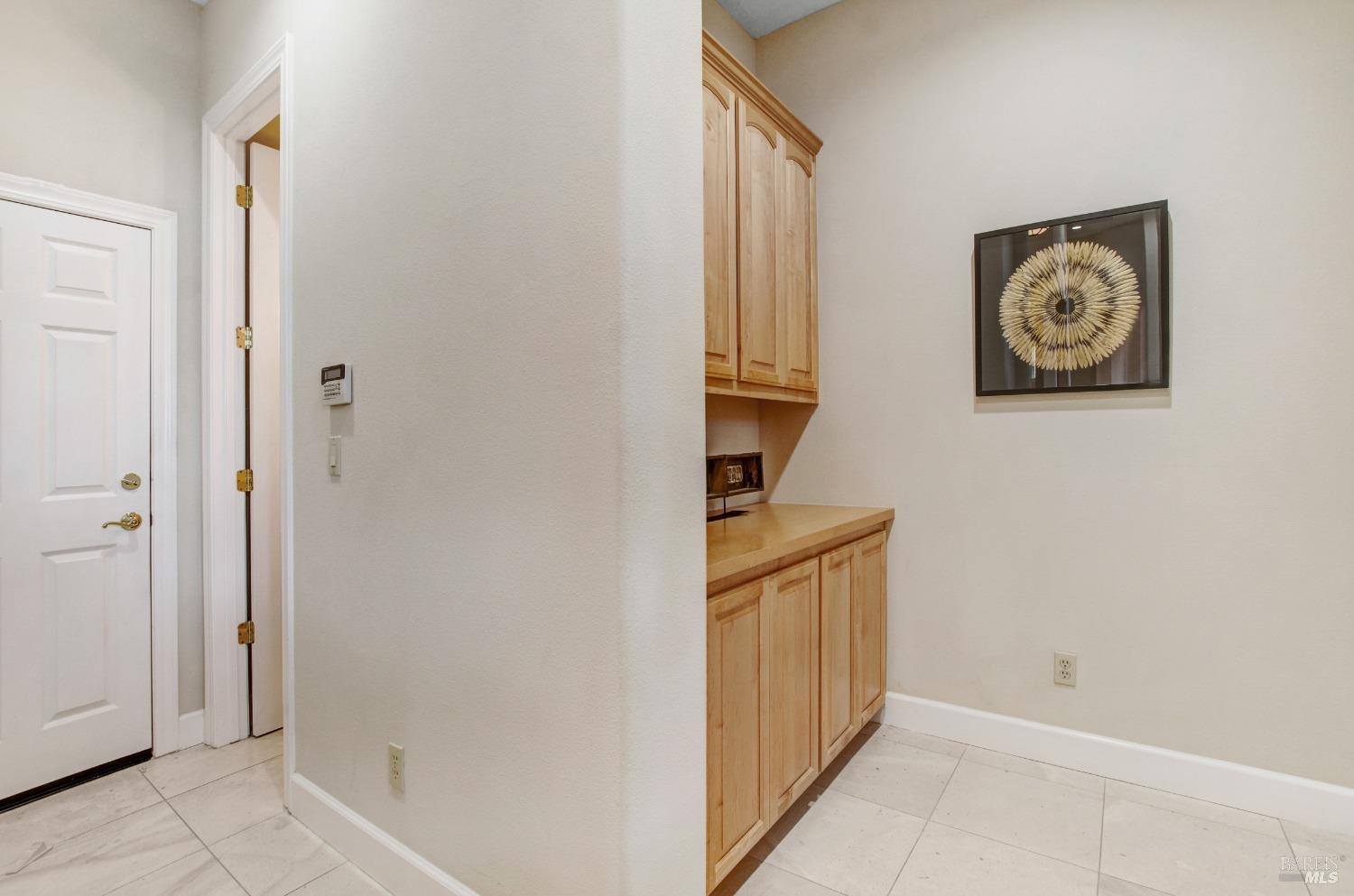 1120 Castle Oaks Dr