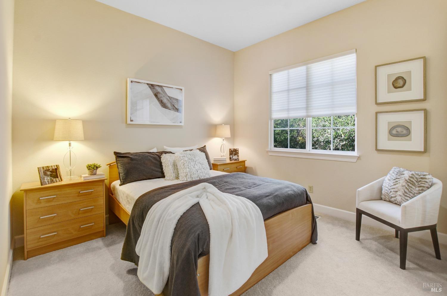 1120 Castle Oaks Dr
