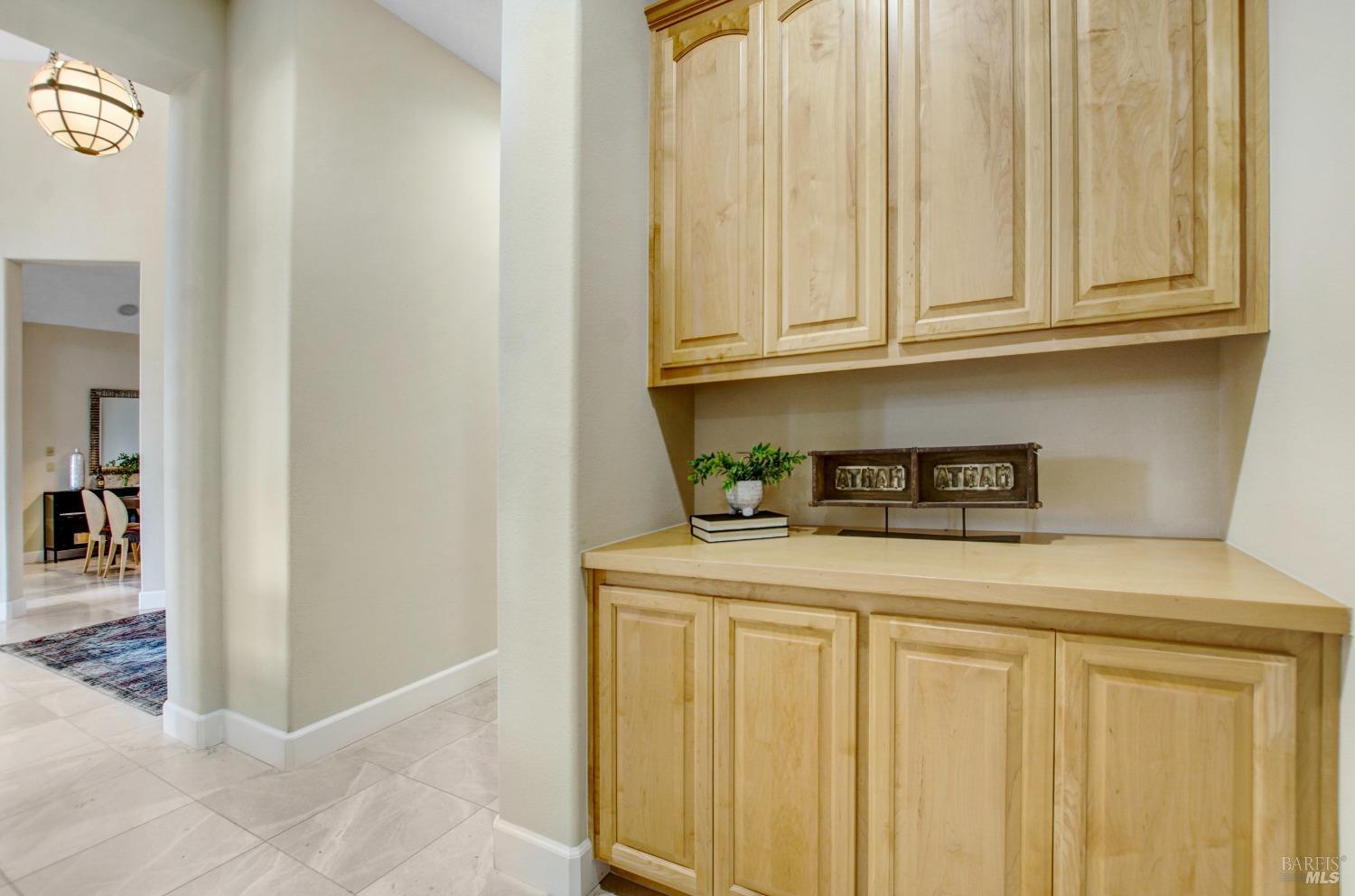 1120 Castle Oaks Dr