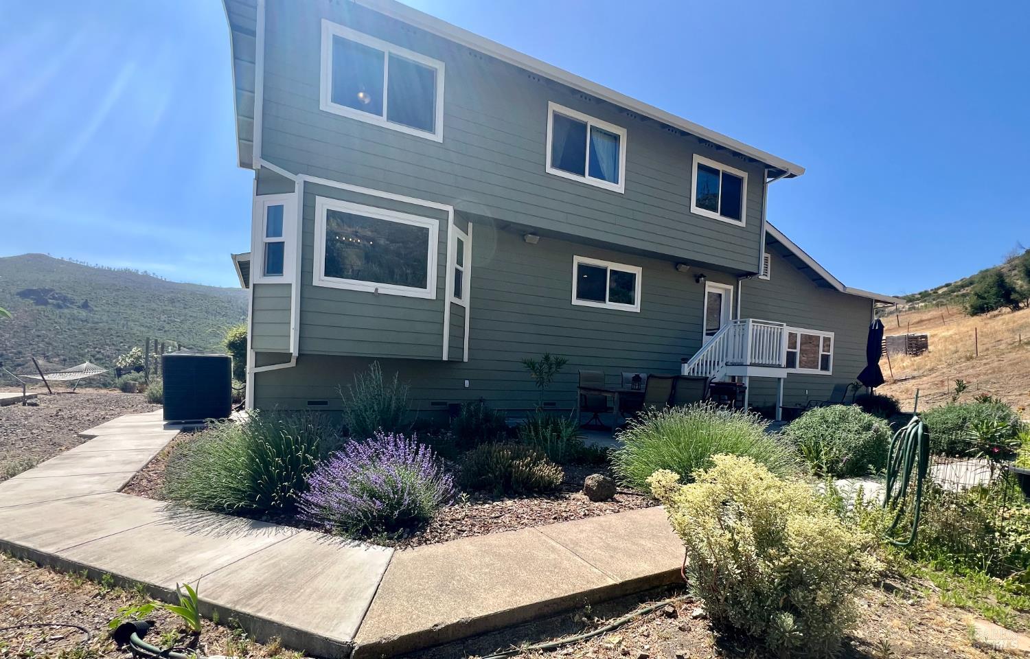 1987 Capell Valley Rd