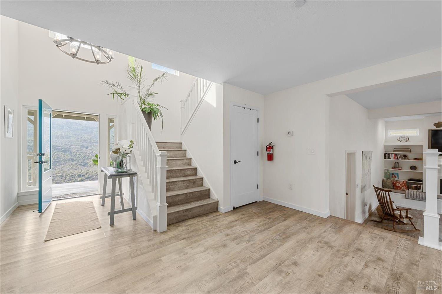 1987 Capell Valley Rd