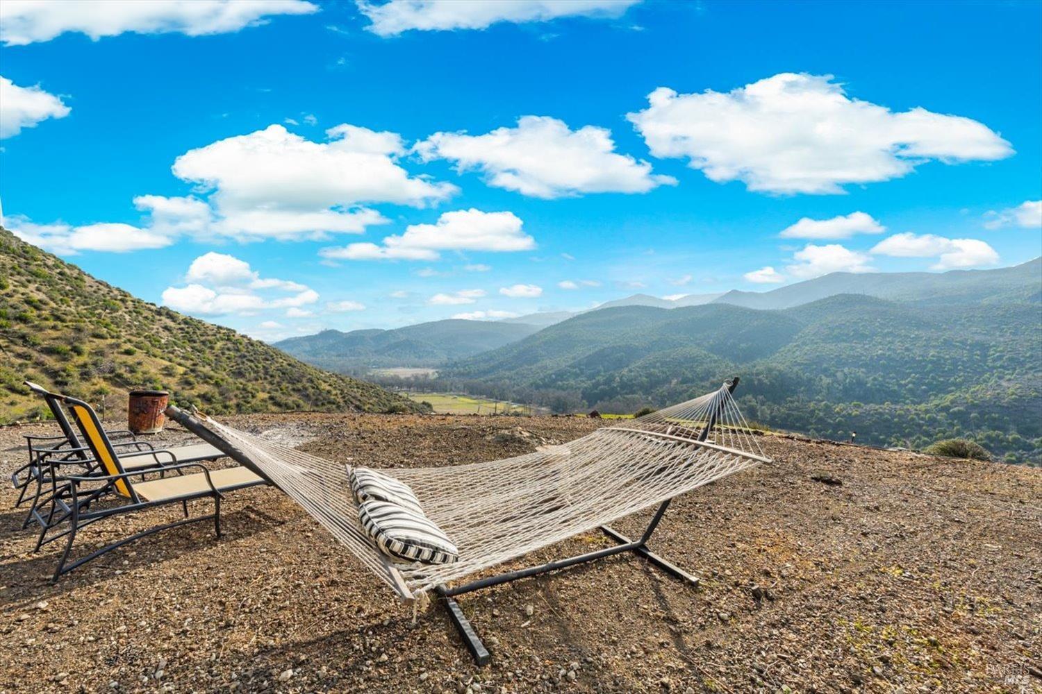 1987 Capell Valley Rd