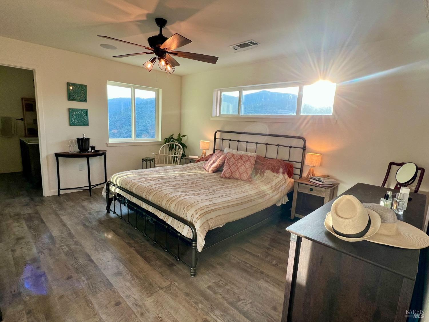 1987 Capell Valley Rd