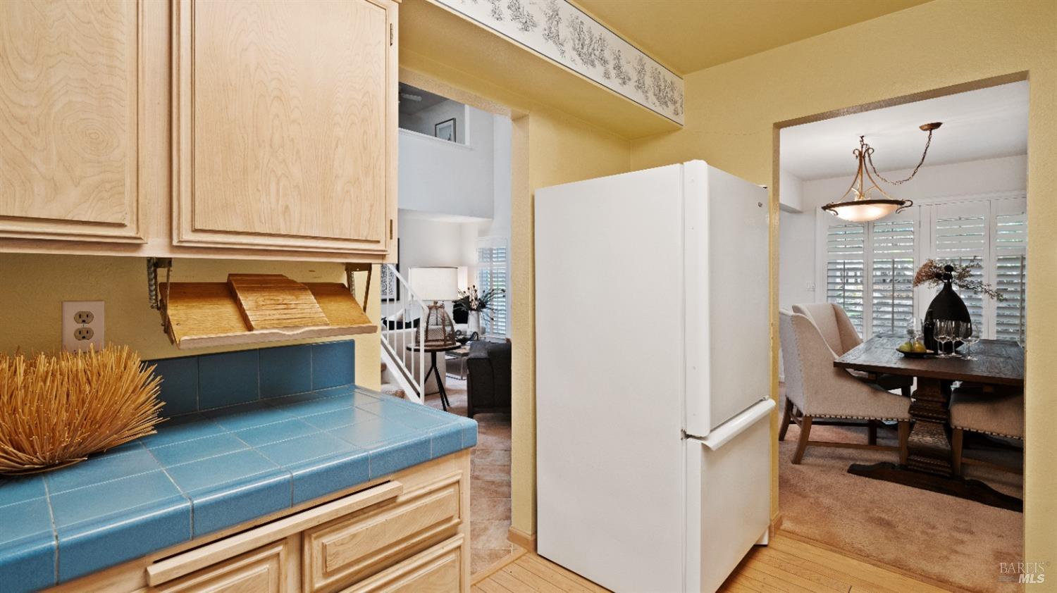 2596 Hidden Valley Ln