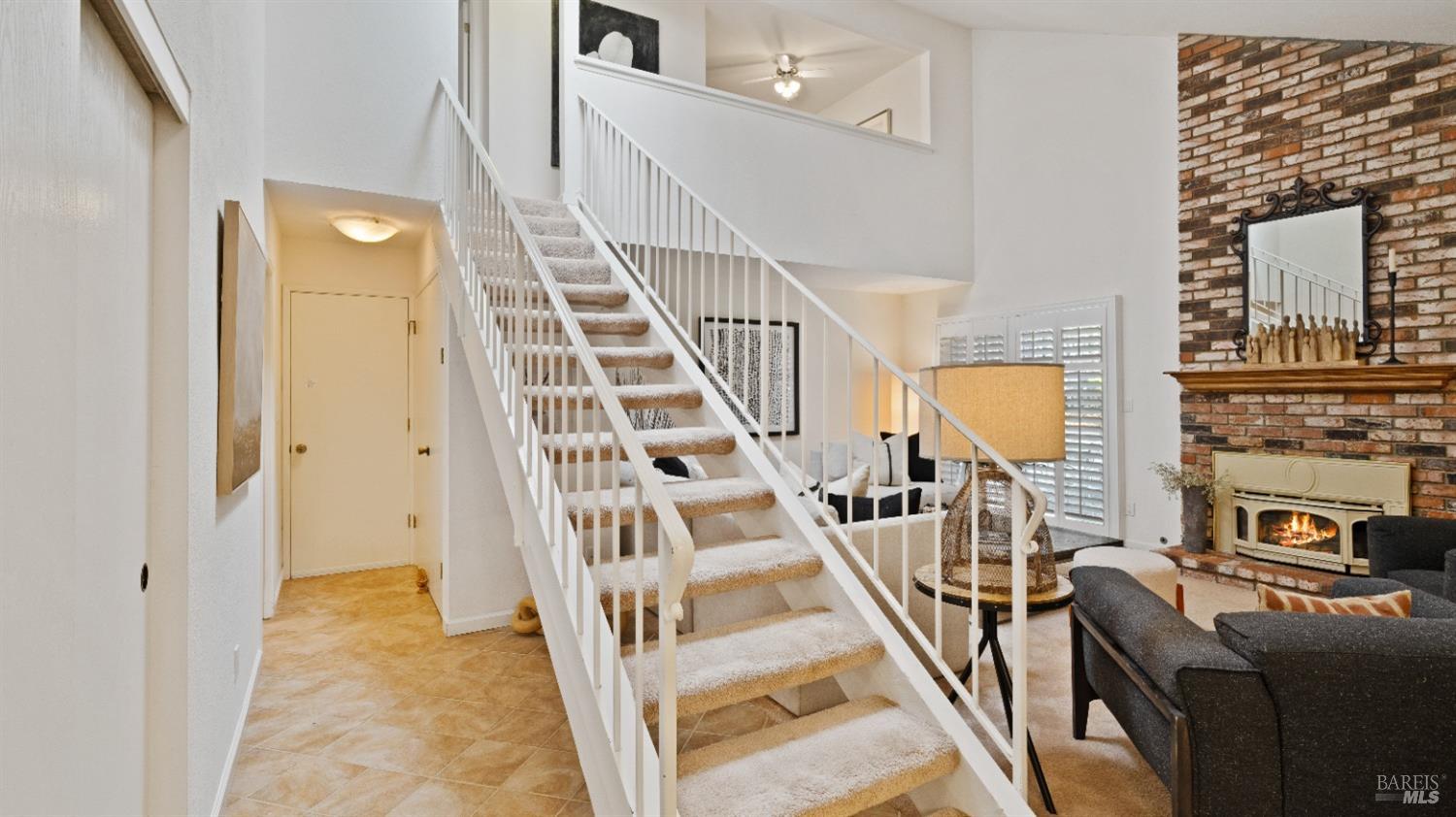 2596 Hidden Valley Ln