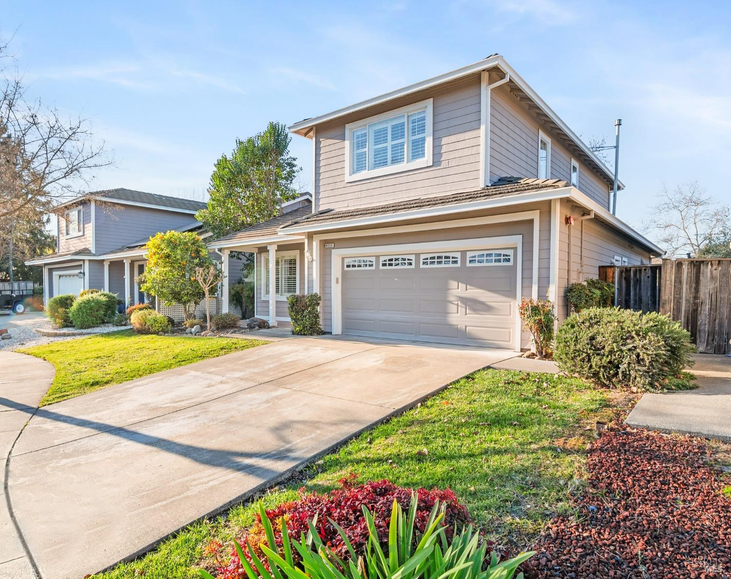 4558 Stillson Street