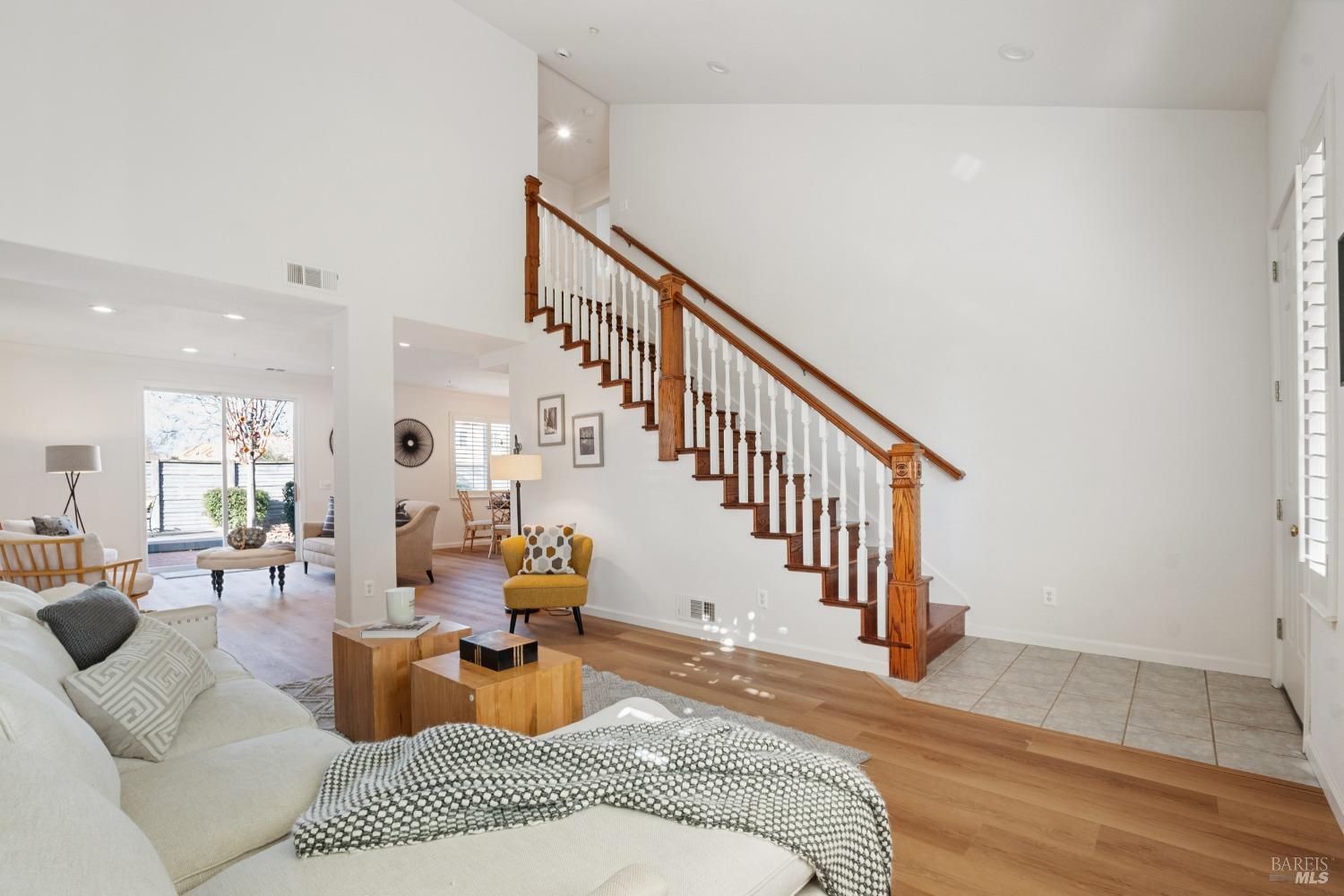 4558 Stillson Street