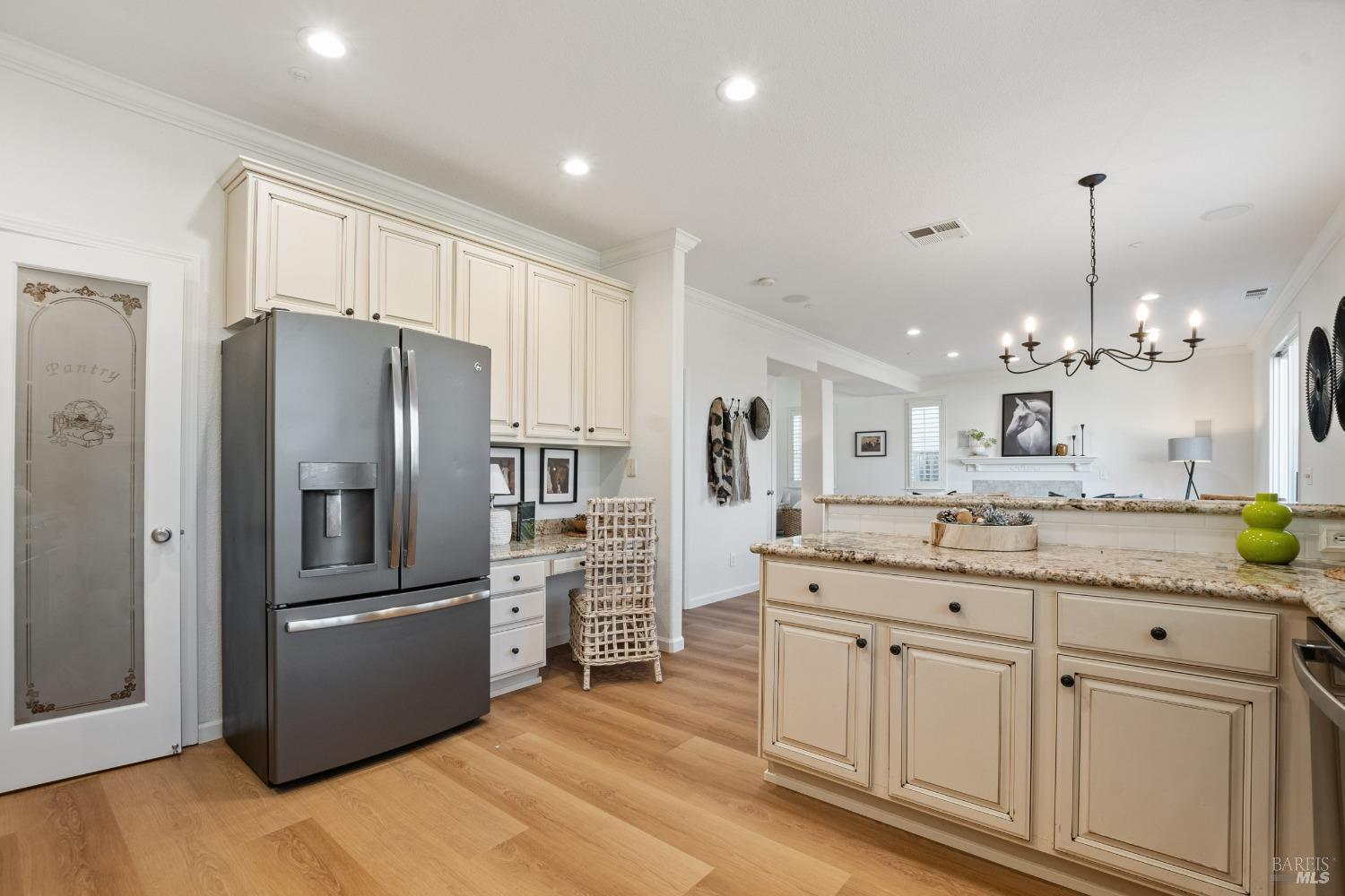 4558 Stillson Street