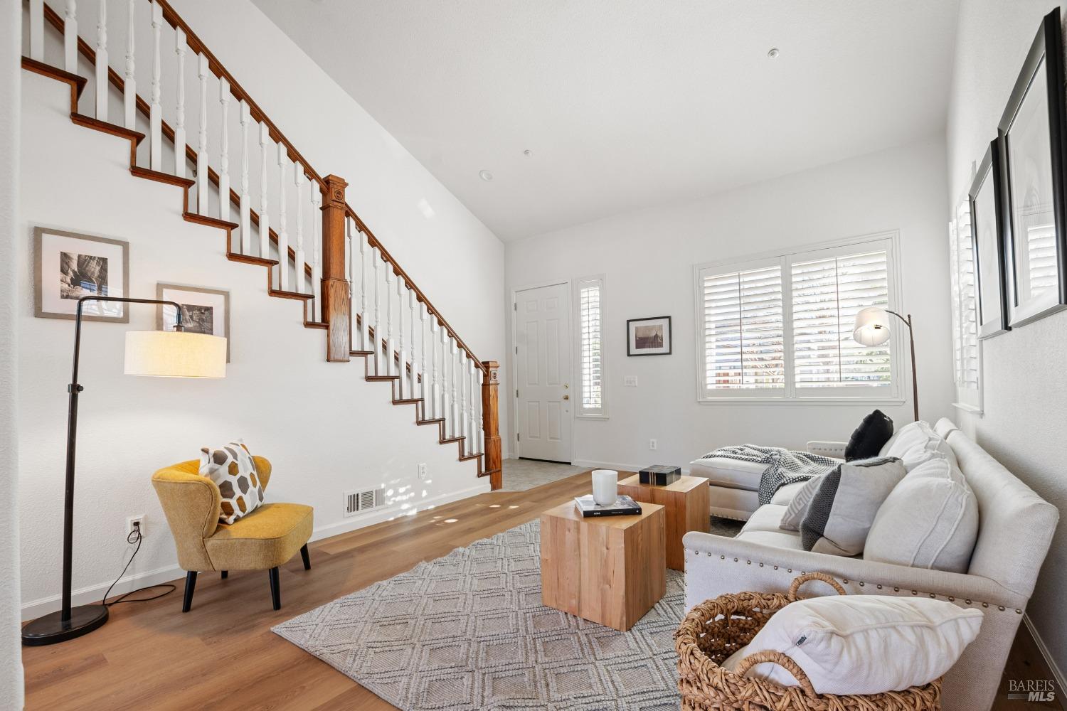 4558 Stillson Street