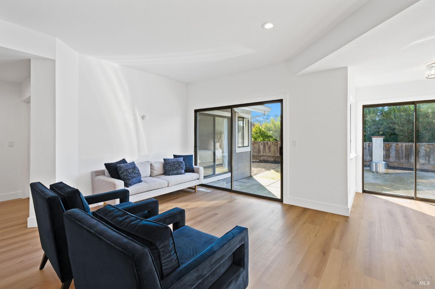 150 Silverado Springs Dr