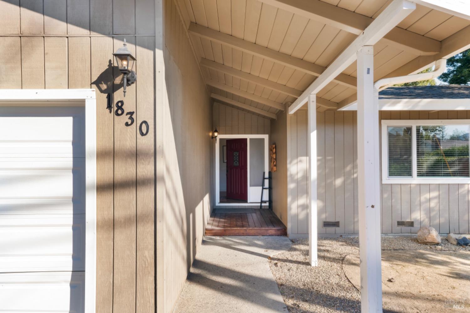 1830 Spring Mountain Rd