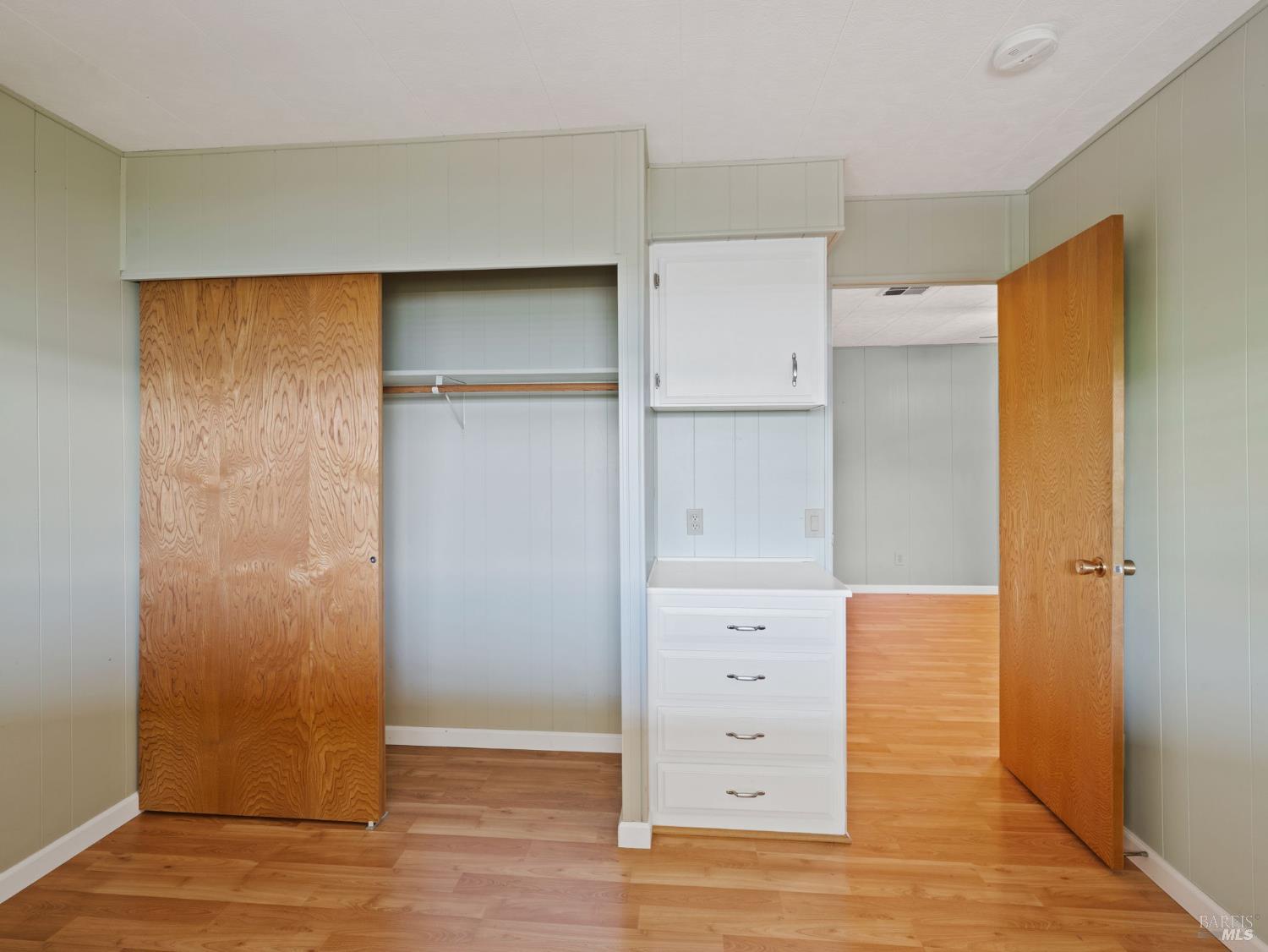 6468 Washington St #3