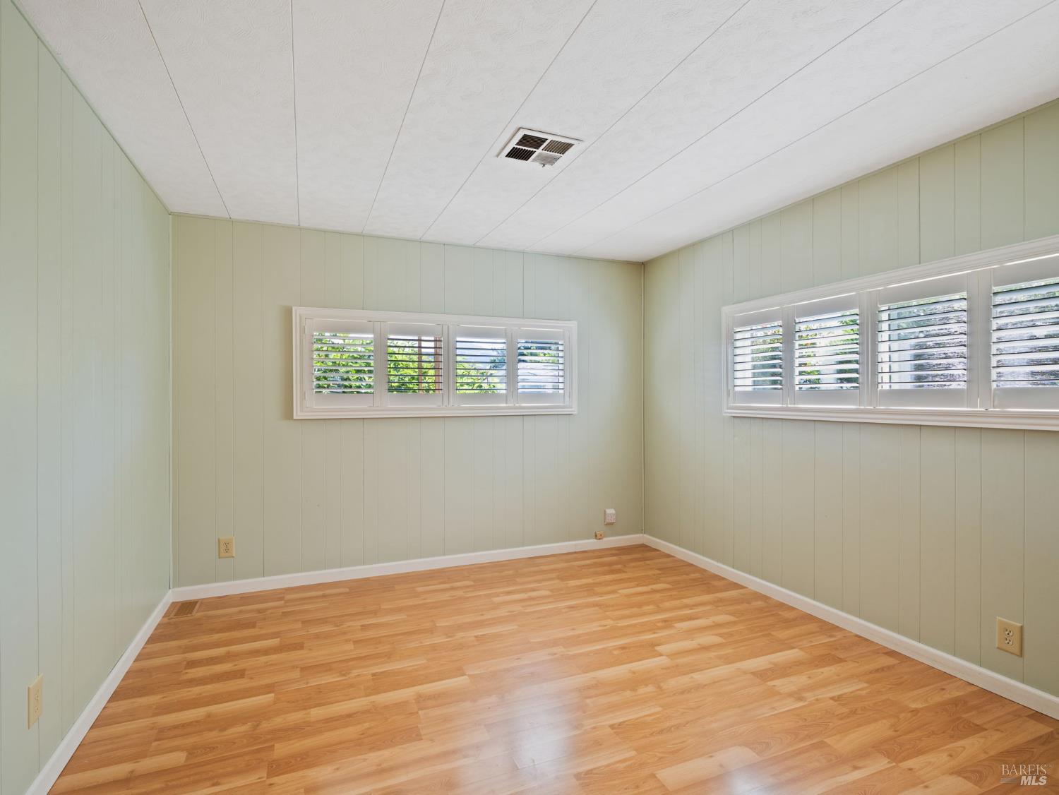 6468 Washington St #3