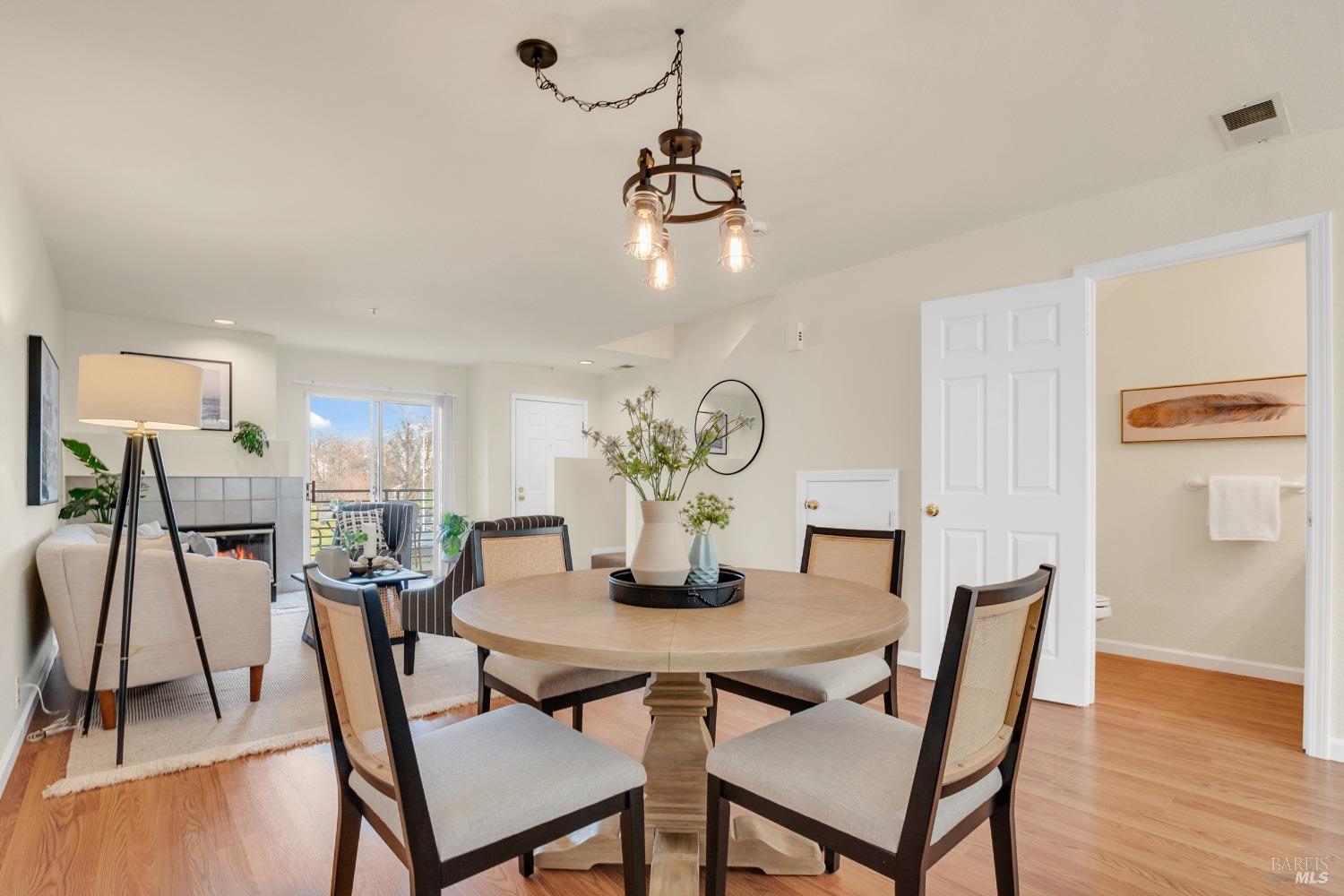 1188 Pear Tree Ln