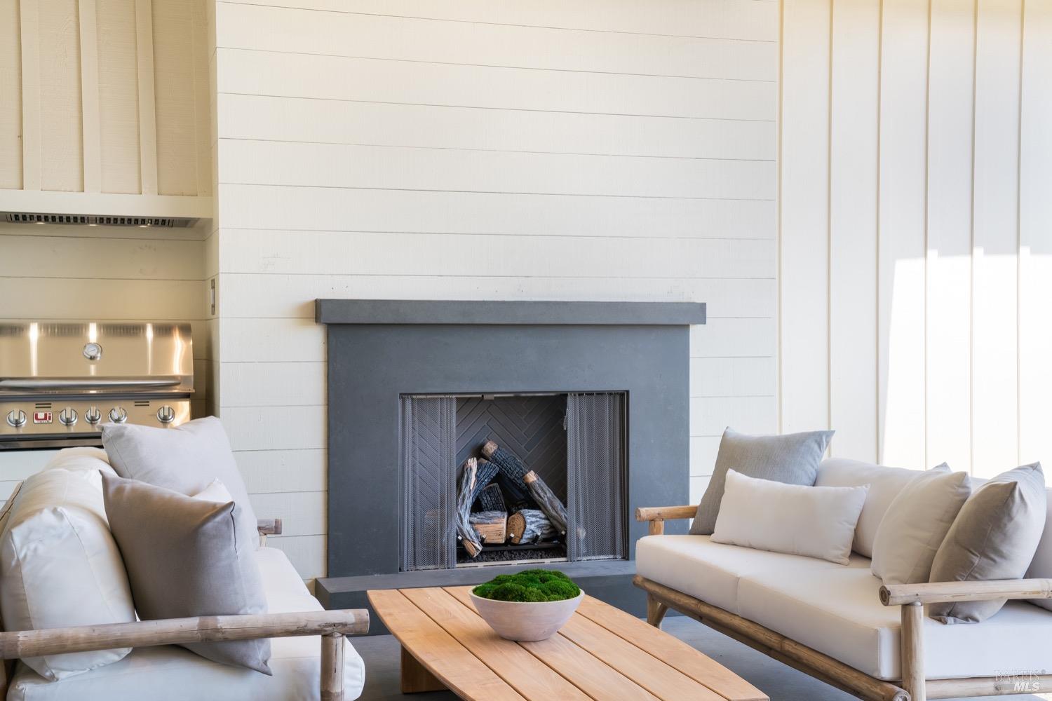 1023 Congress Valley Rd