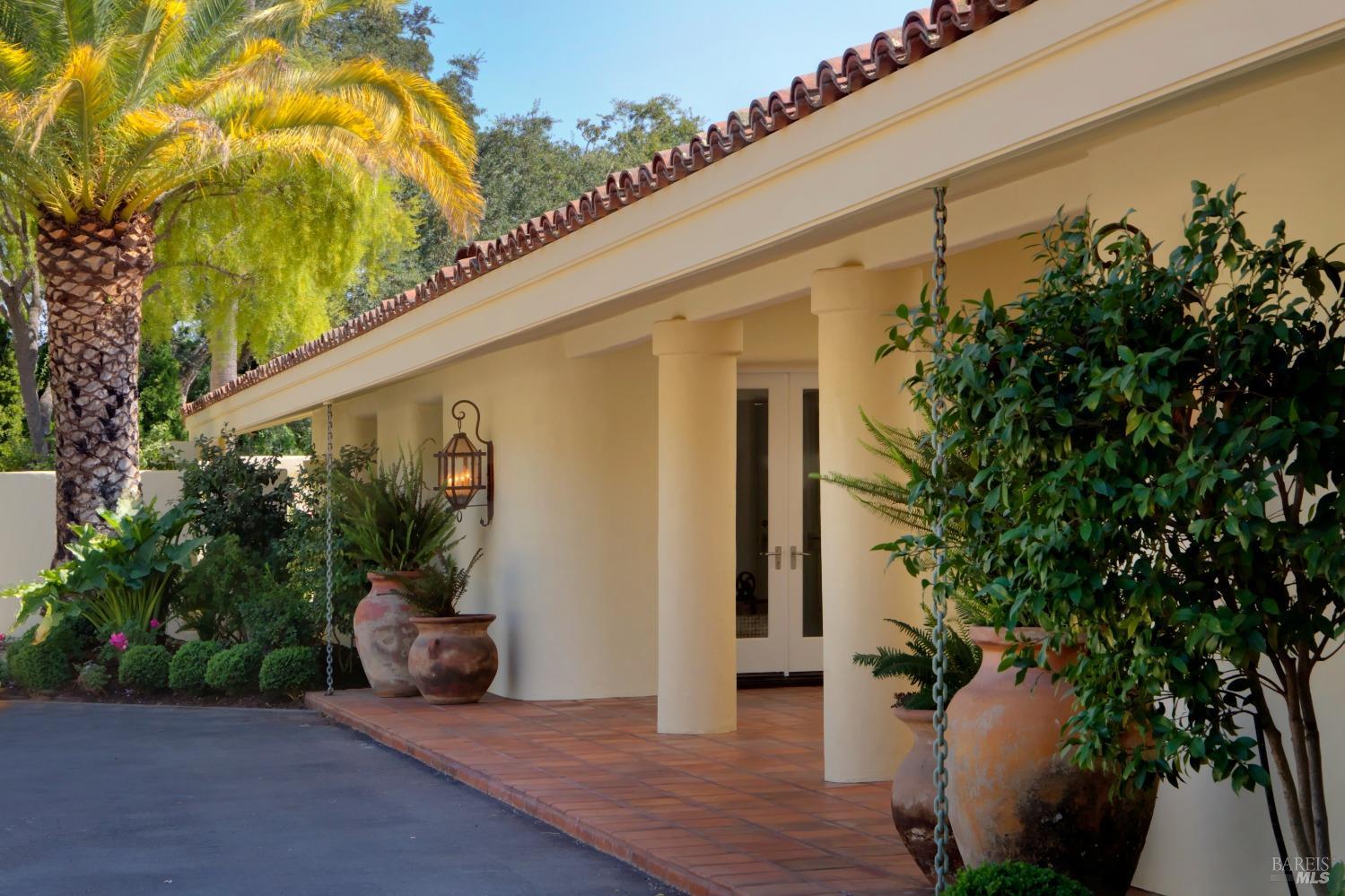 2275 Old Soda Springs Rd