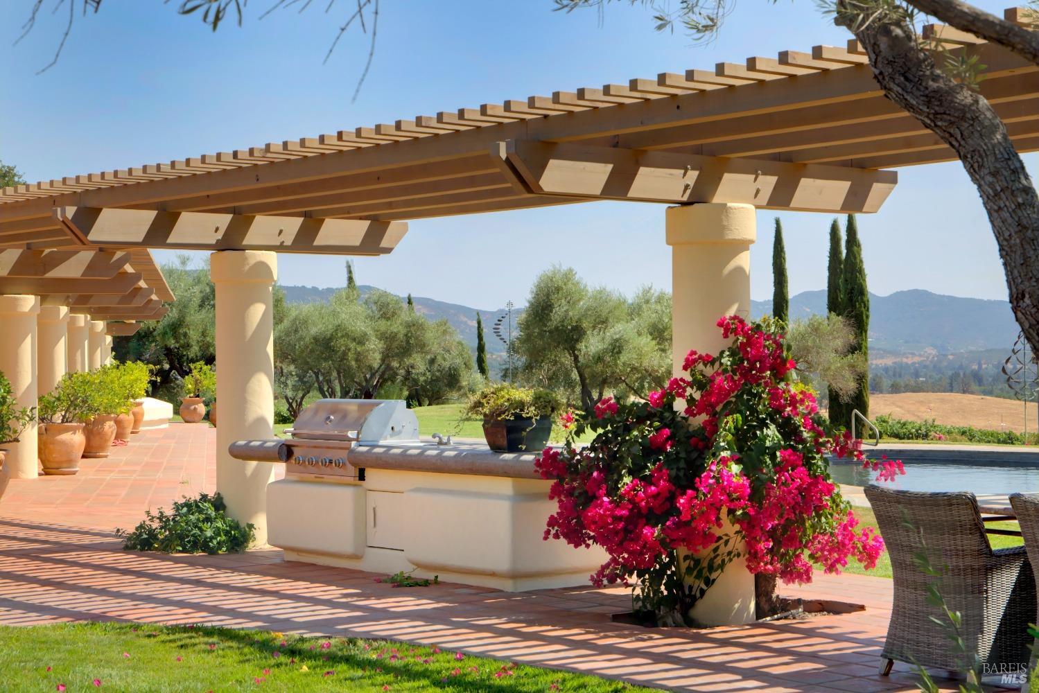 2275 Old Soda Springs Rd