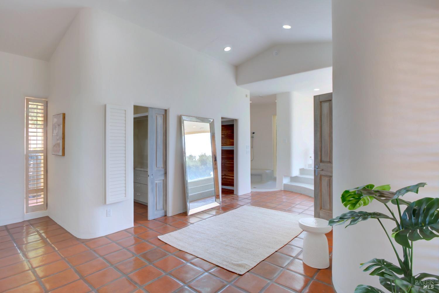 2275 Old Soda Springs Rd