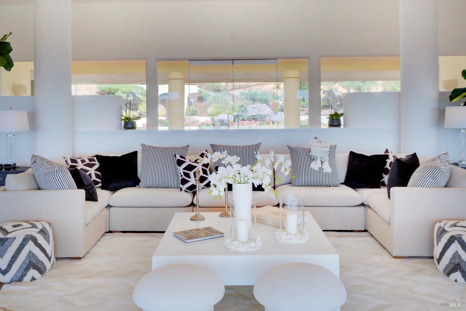 2275 Old Soda Springs Rd