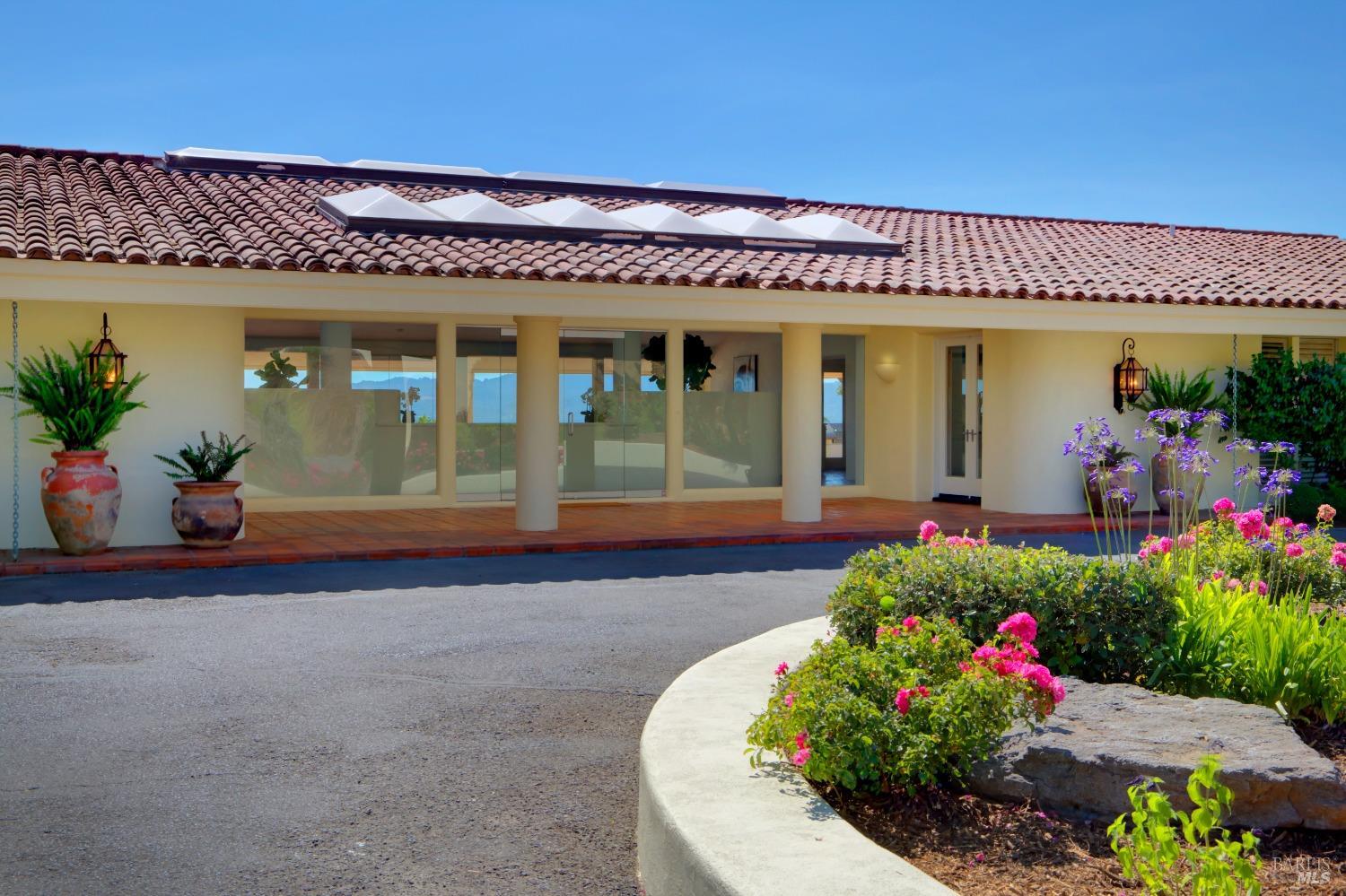 2275 Old Soda Springs Rd