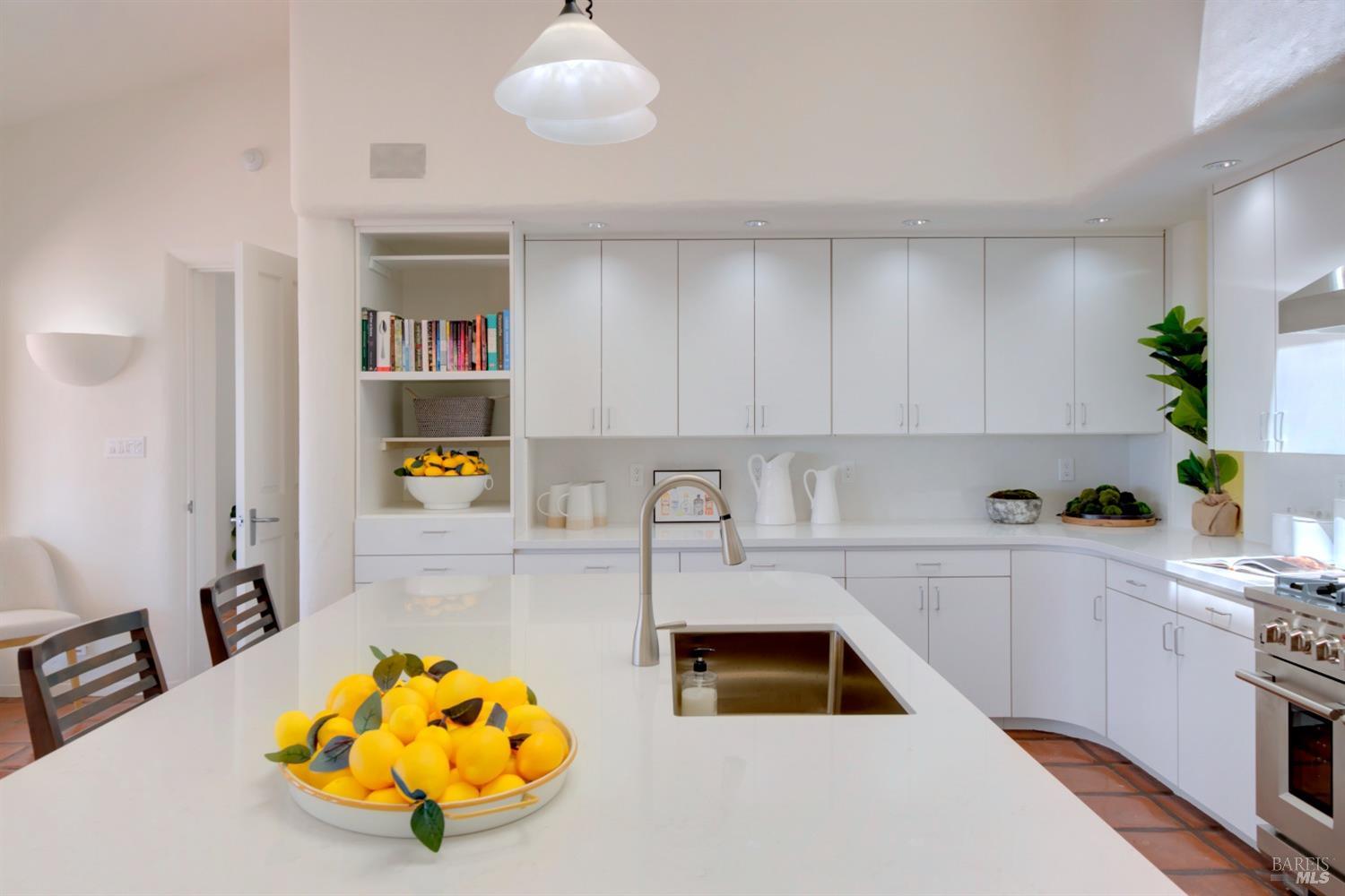 2275 Old Soda Springs Rd