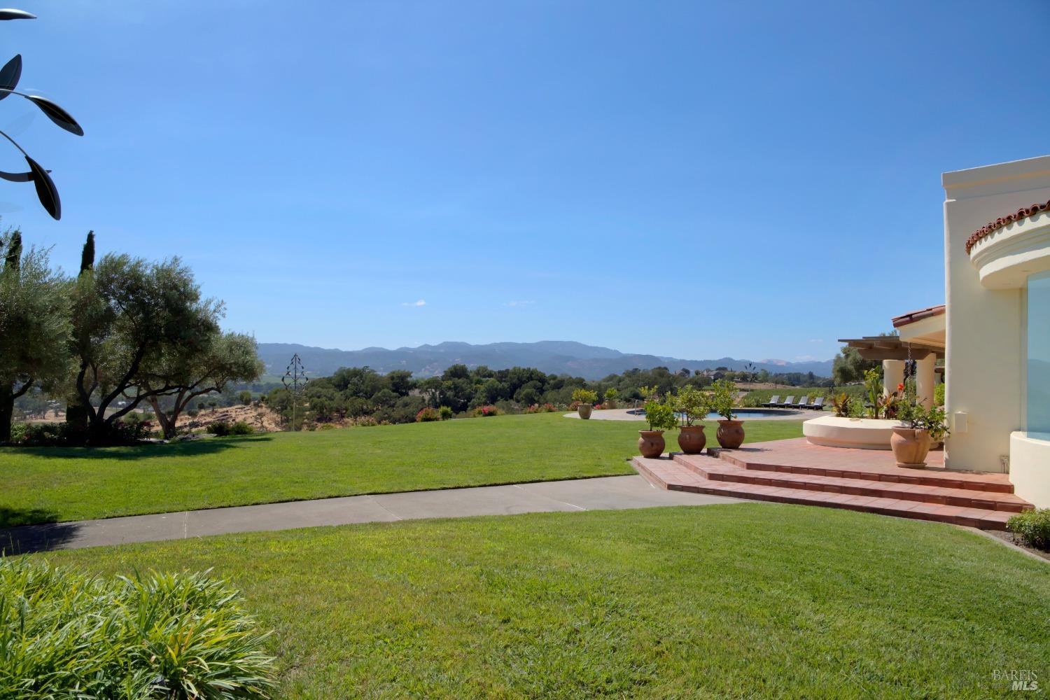 2275 Old Soda Springs Rd