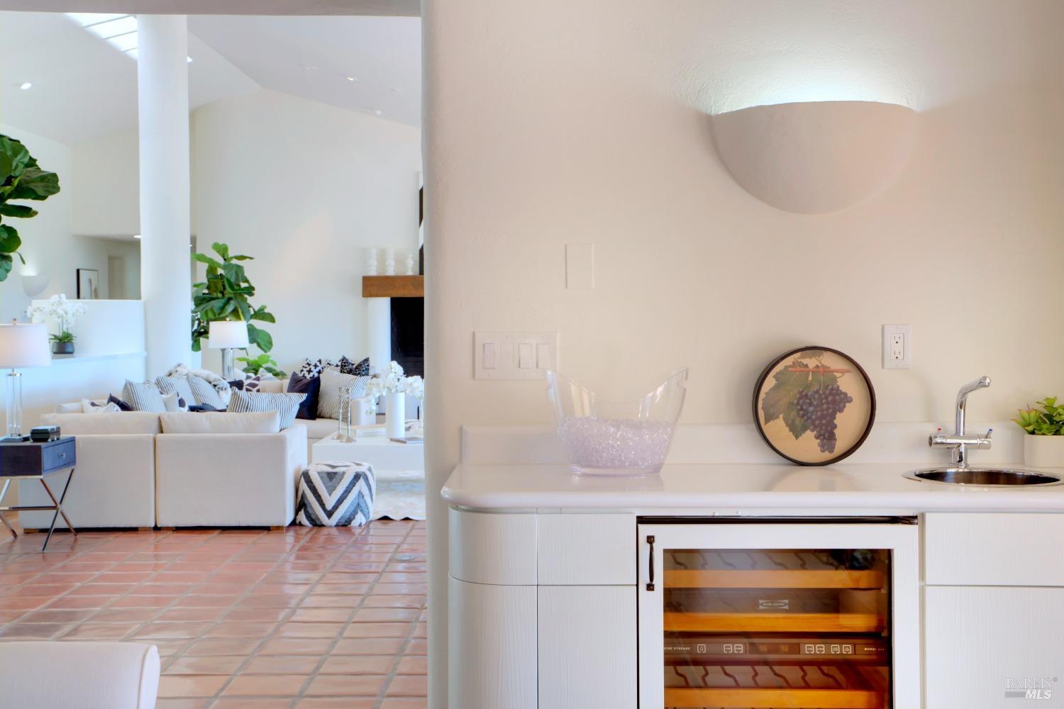 2275 Old Soda Springs Rd