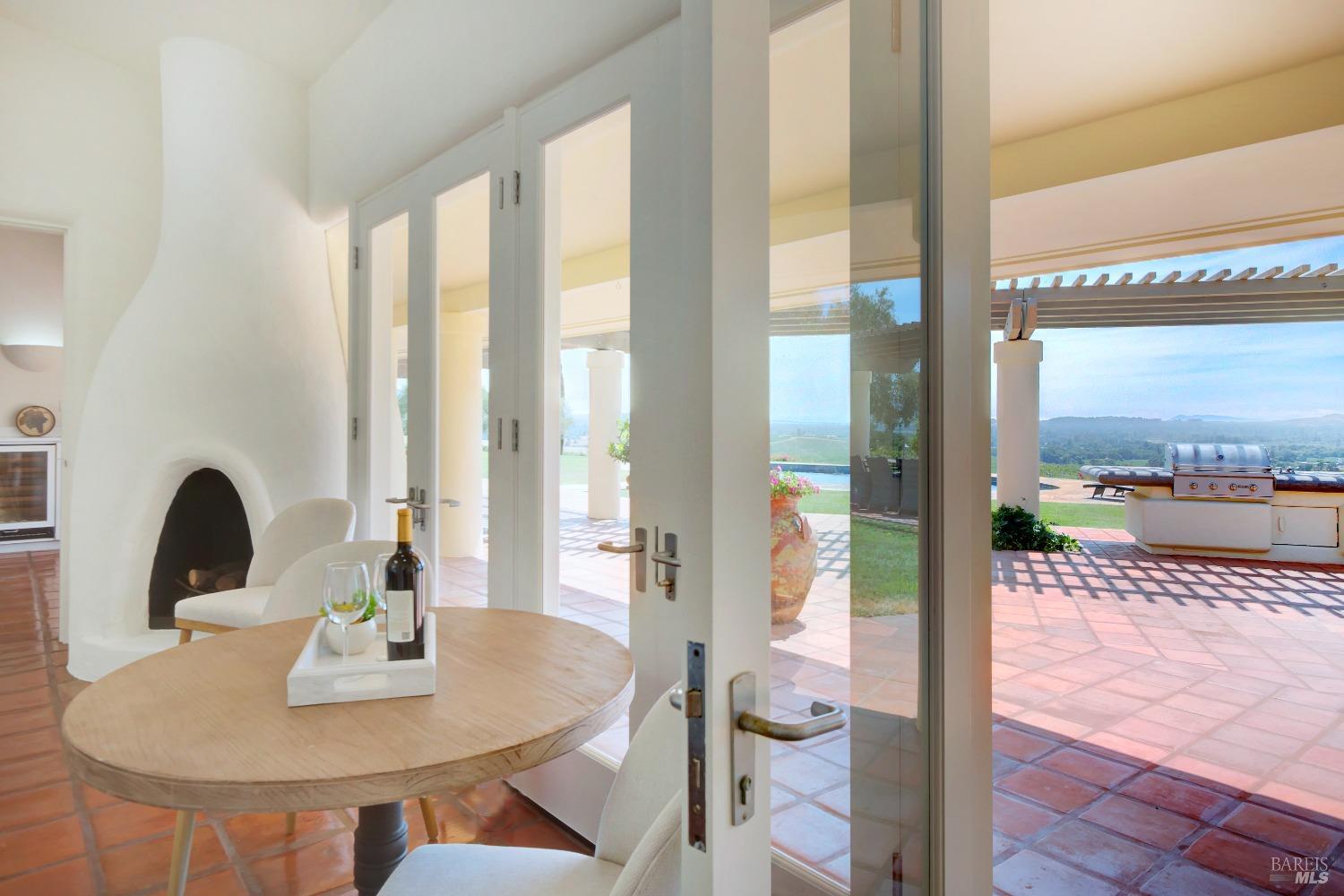 2275 Old Soda Springs Rd