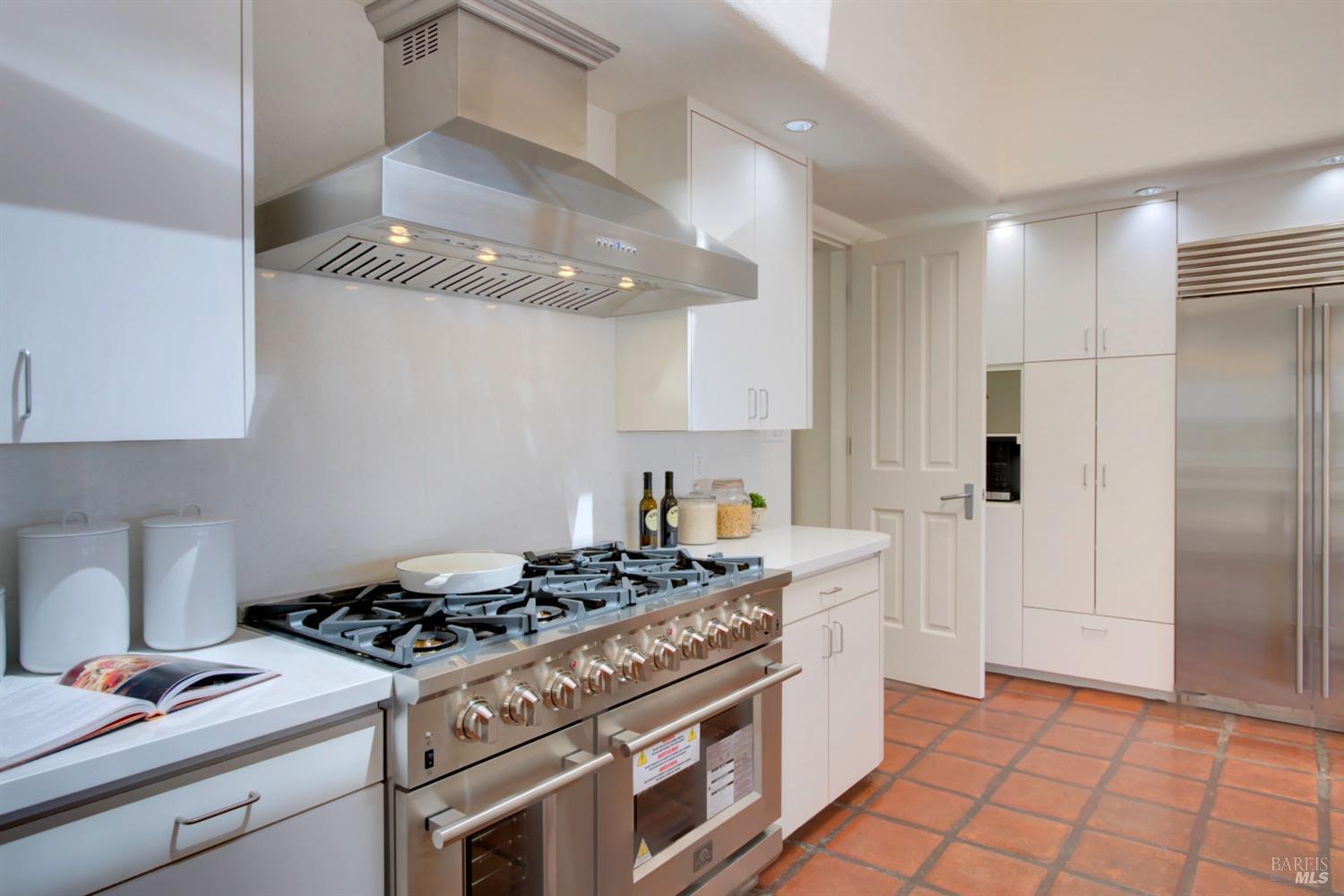 2275 Old Soda Springs Rd