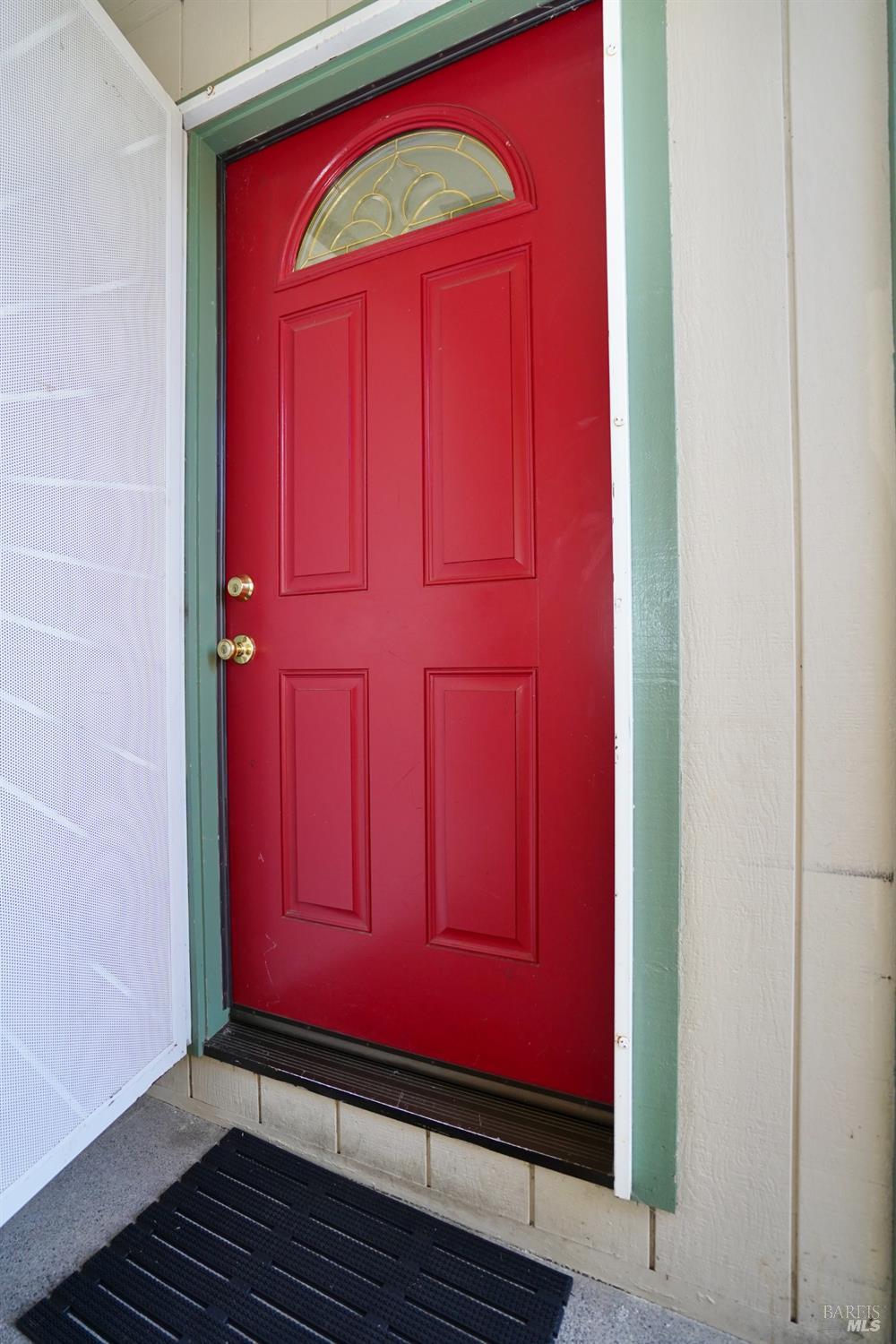 321-323 Underhill Dr