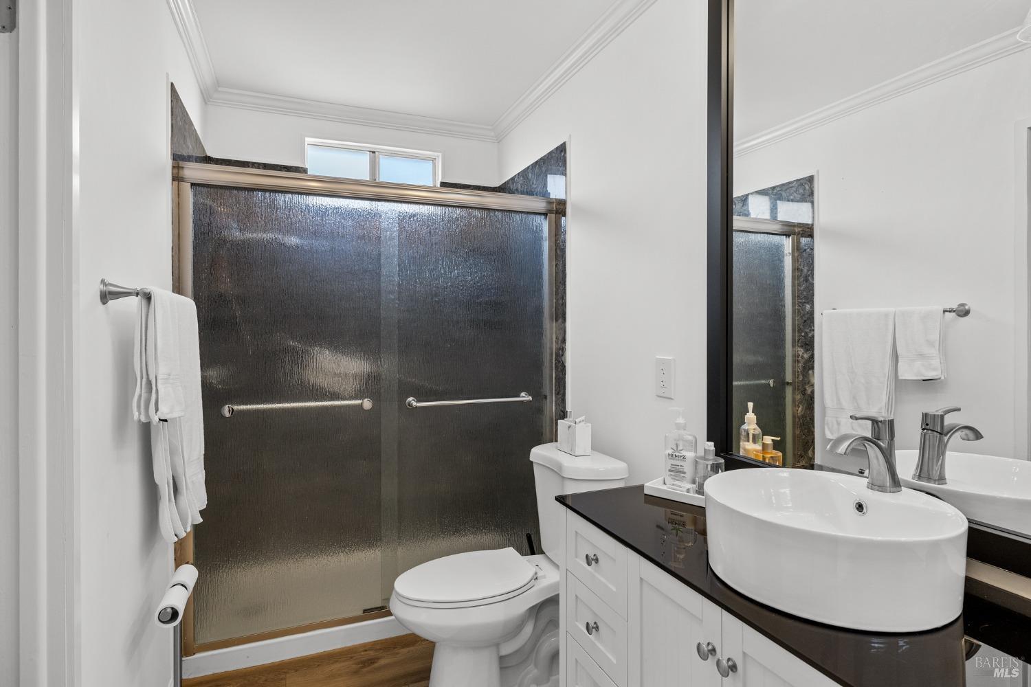 6468 Washington St #203