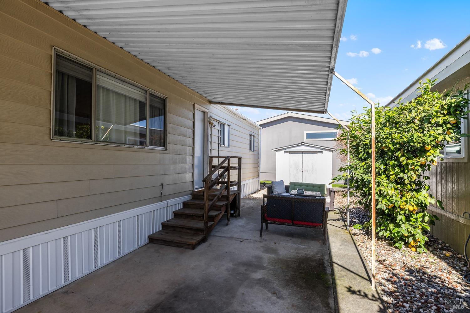 6468 Washington St #203