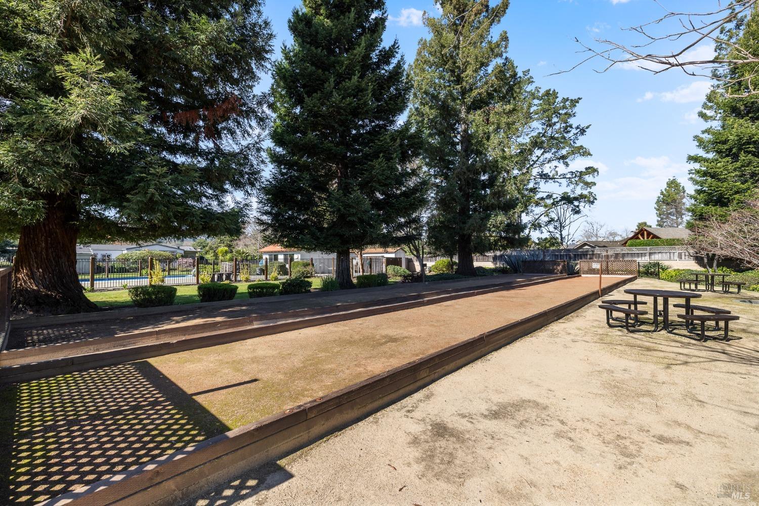 6468 Washington St #203