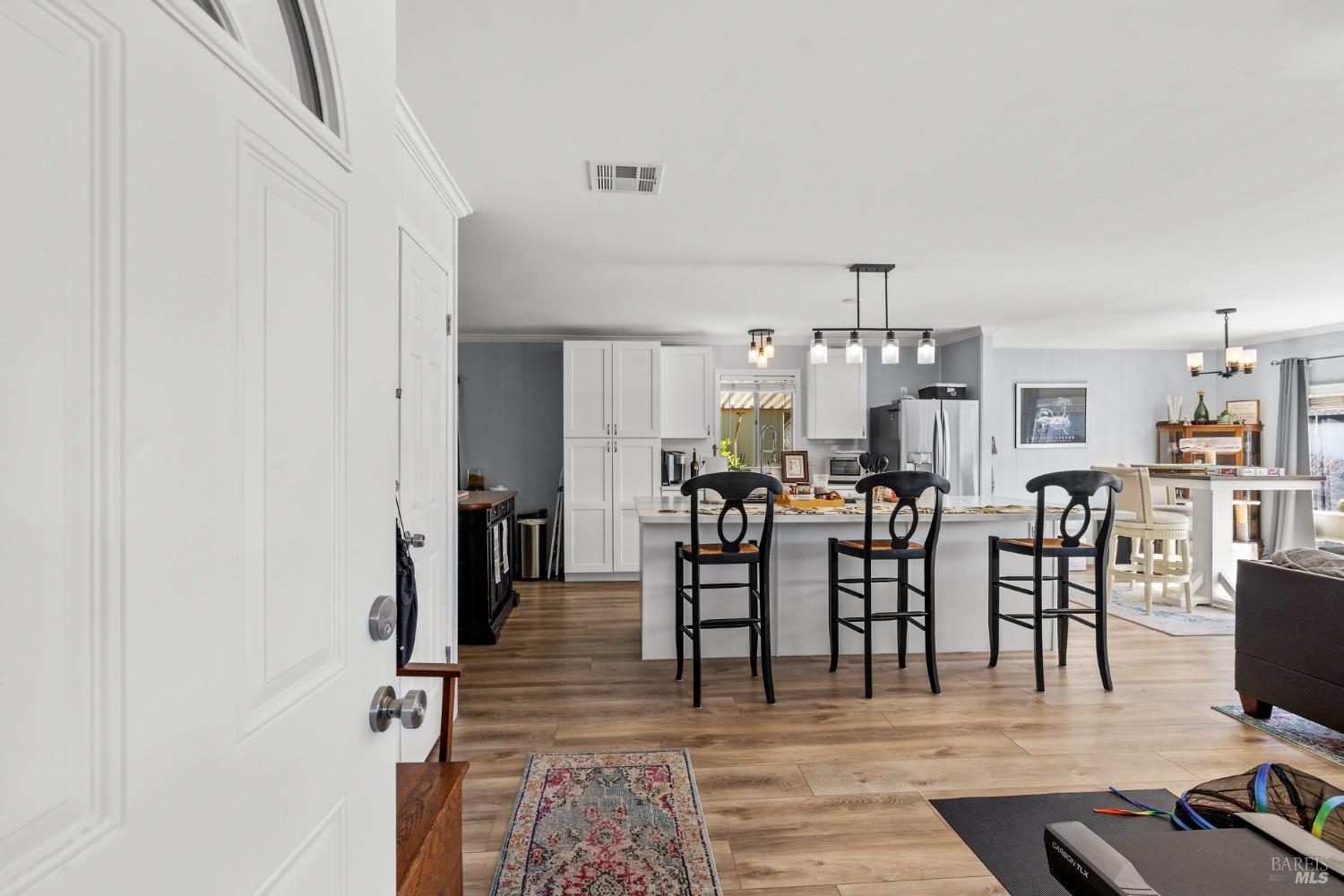 6468 Washington St #203