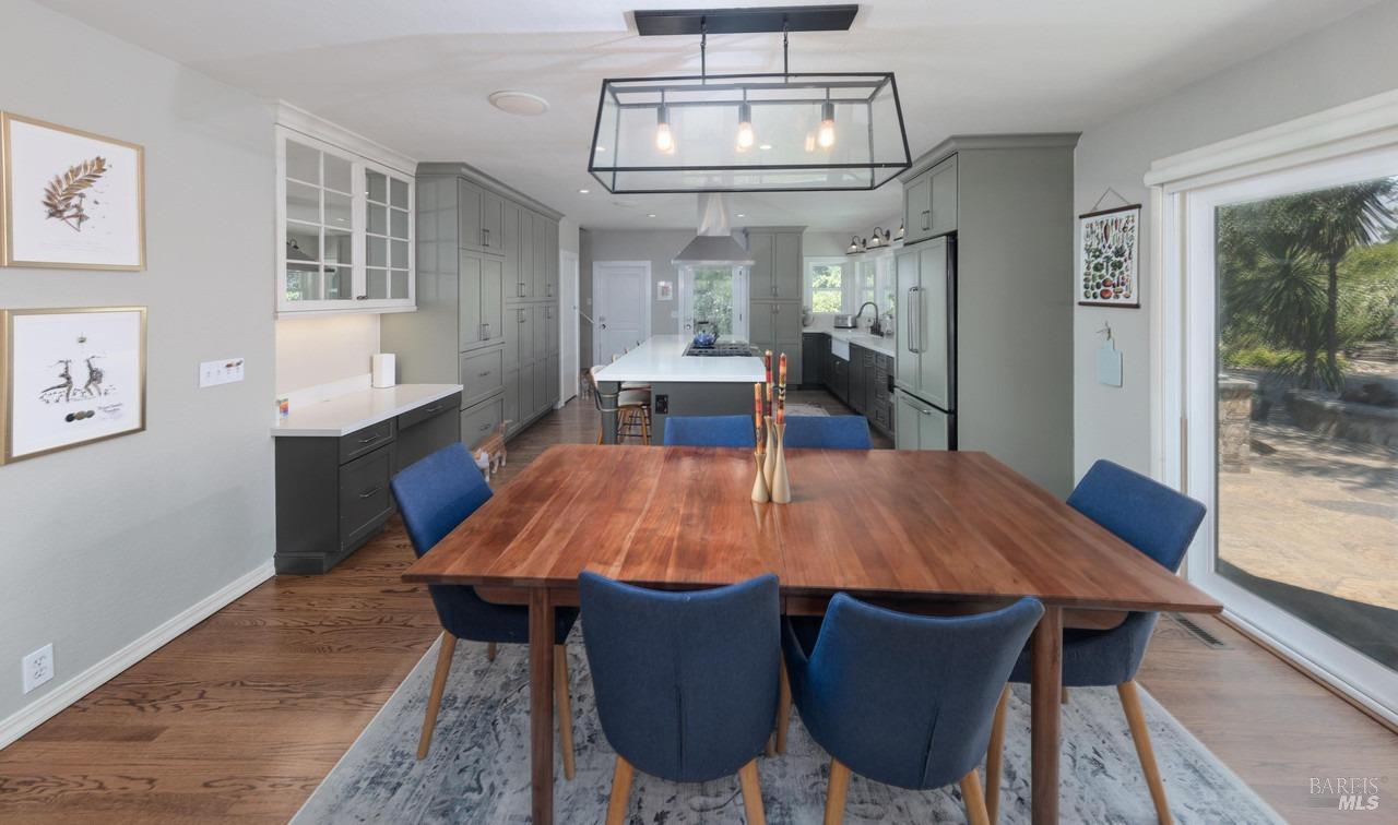 2140 W Lincoln Avenue