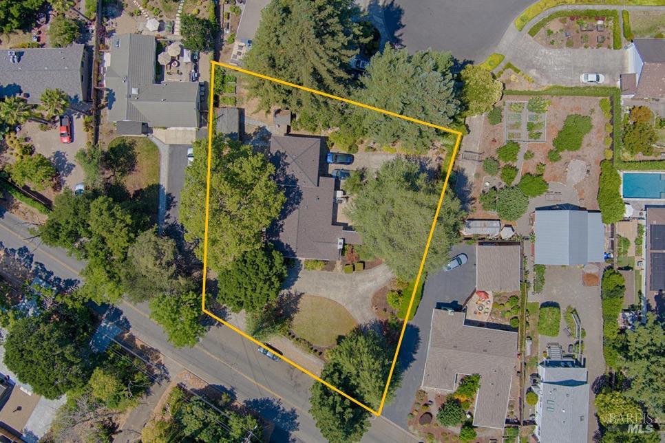 2140 W Lincoln Avenue