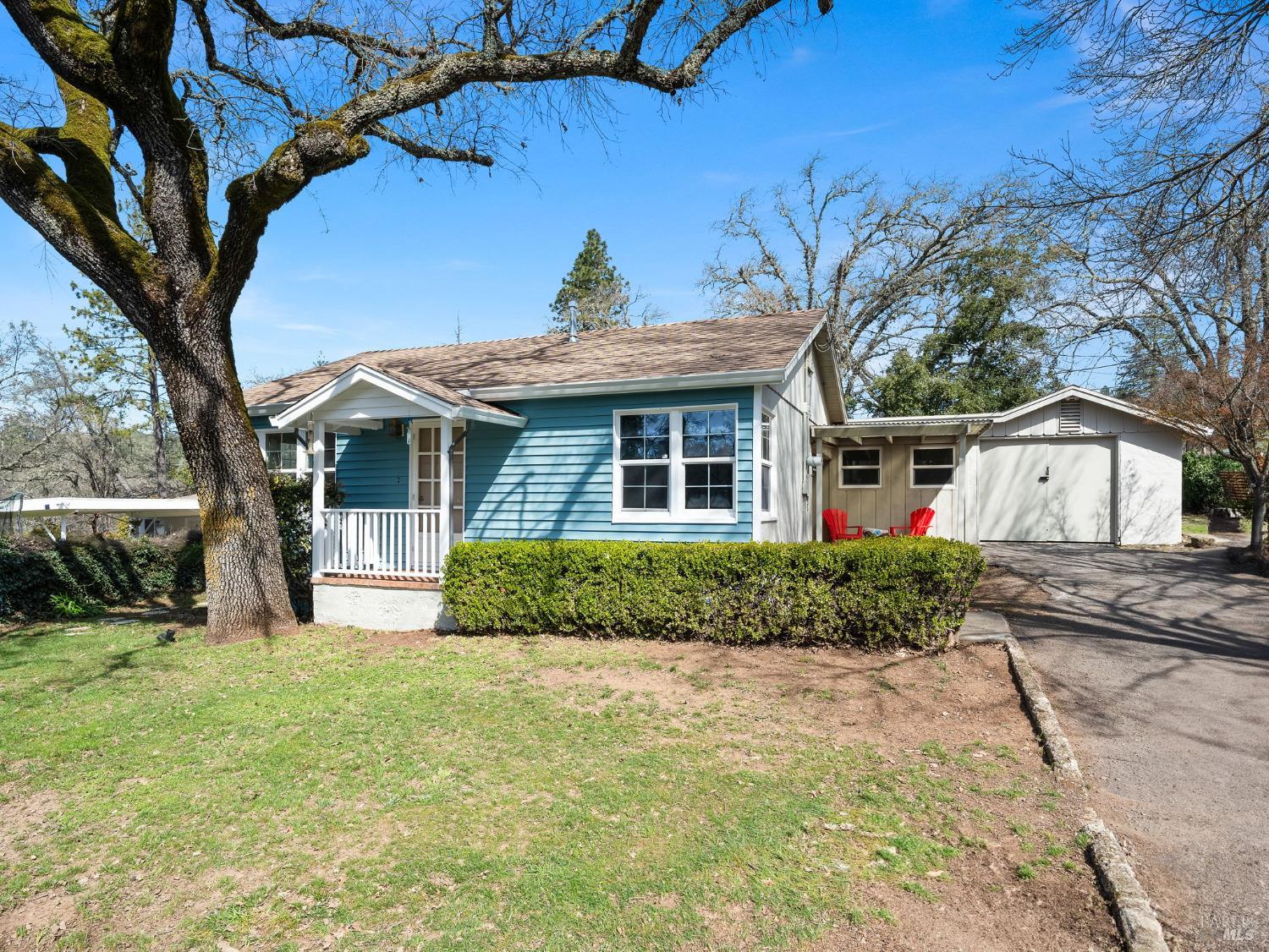 490 Cornish Ln
