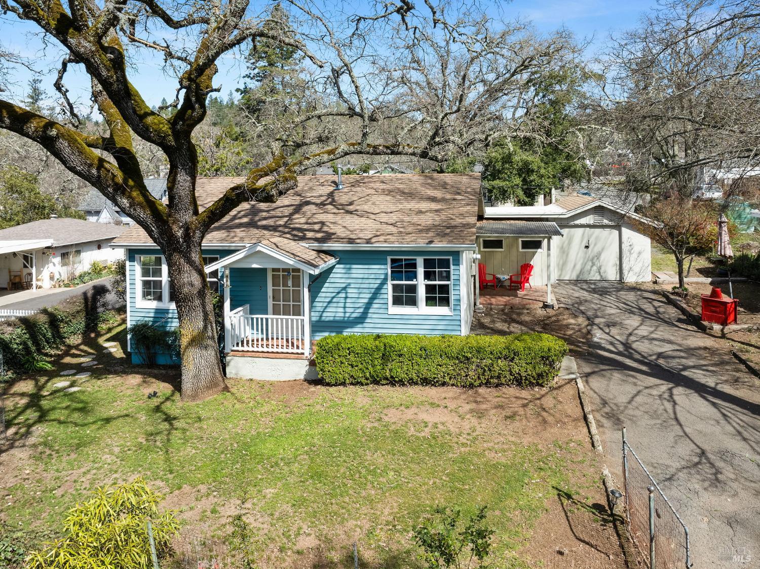 490 Cornish Ln