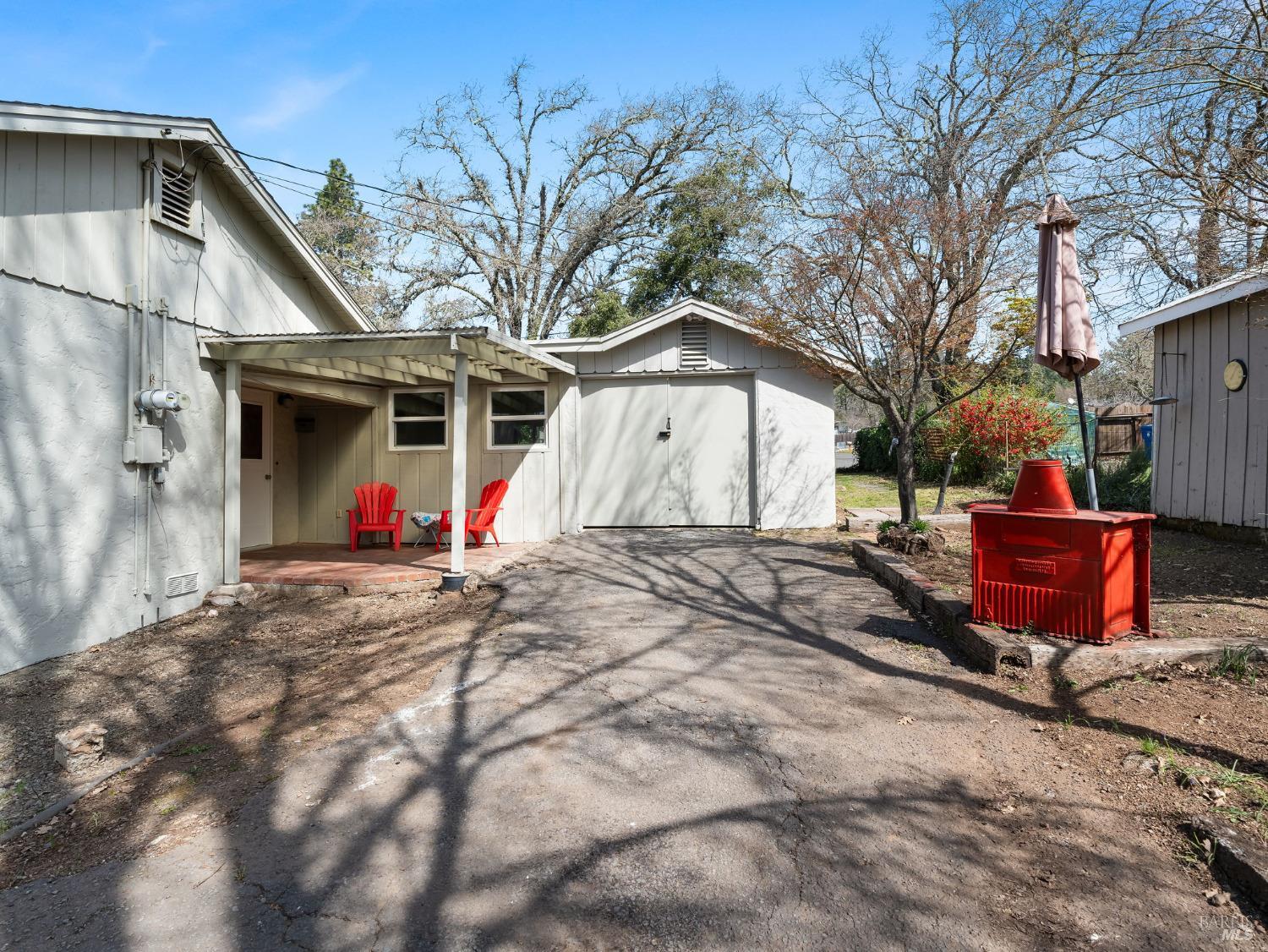 490 Cornish Ln