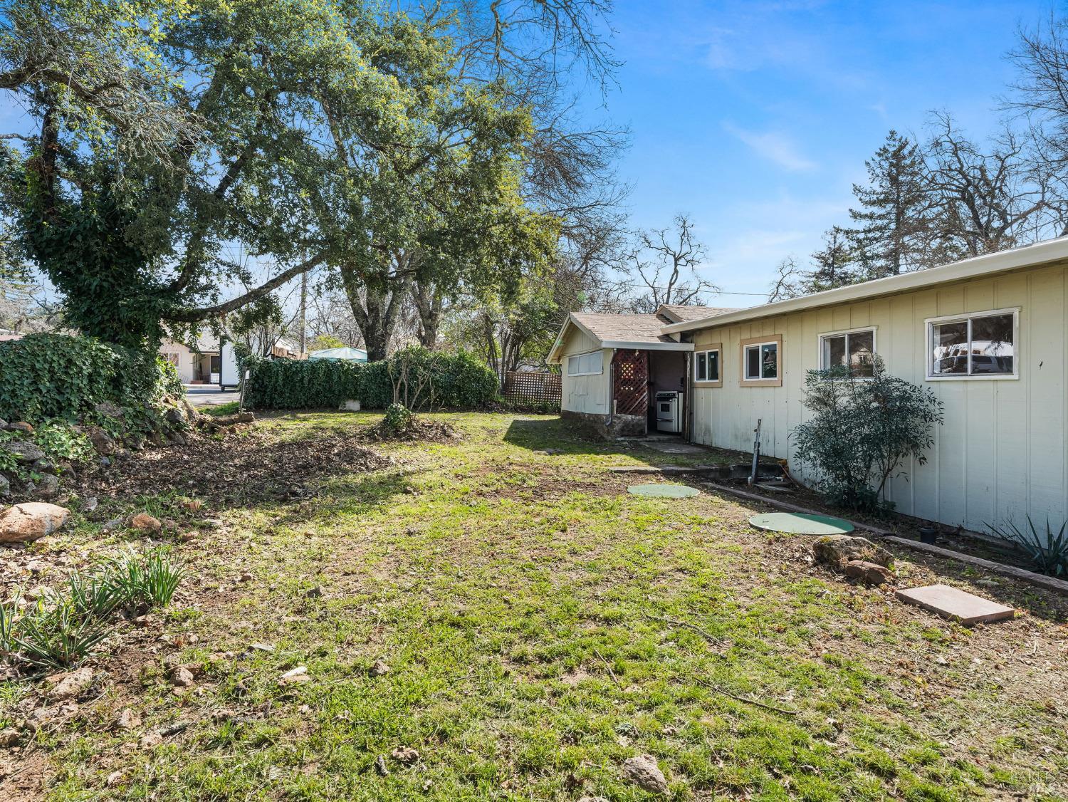 490 Cornish Ln
