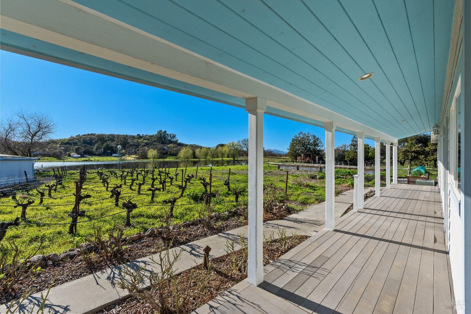 2205 Loma Heights Rd