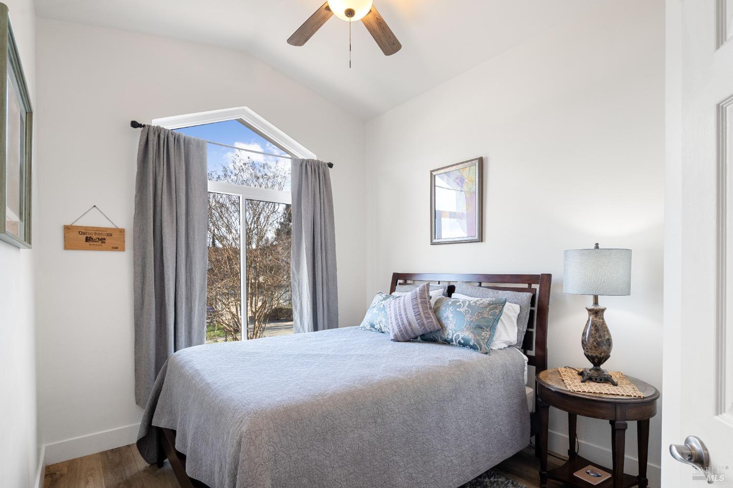 2594 Wine Country Ave