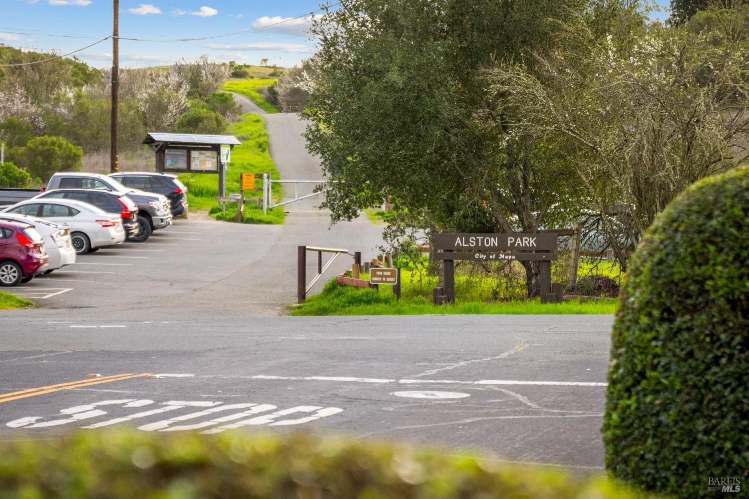 2594 Wine Country Ave