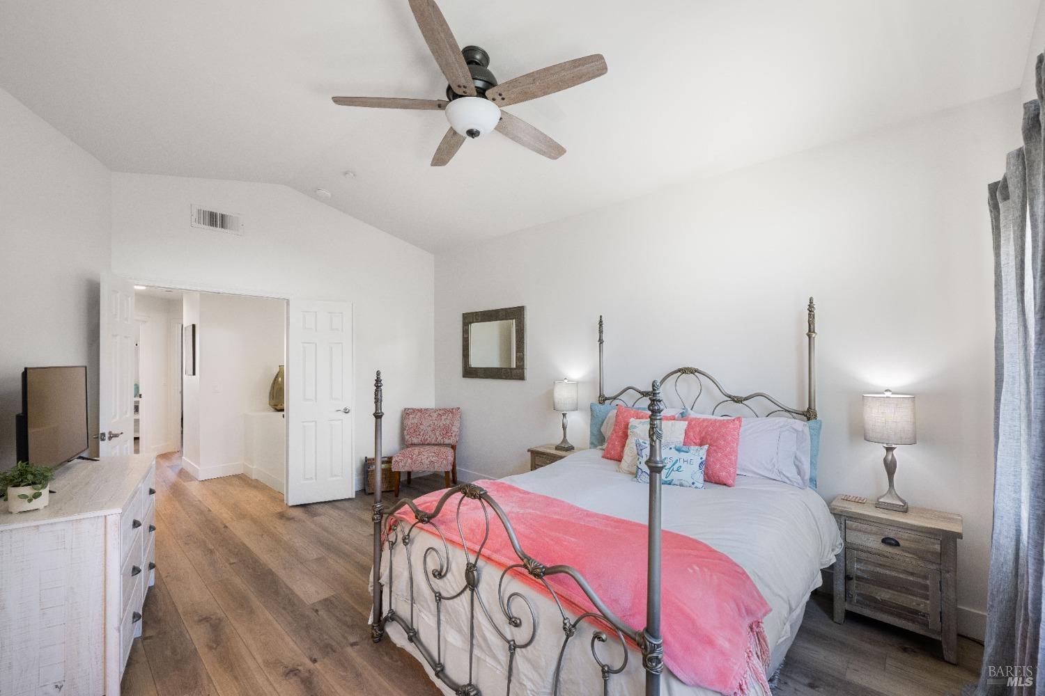 2594 Wine Country Ave