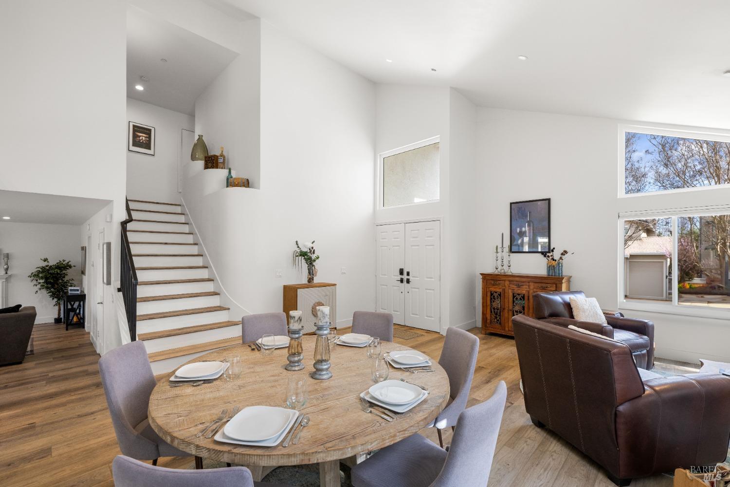 2594 Wine Country Ave