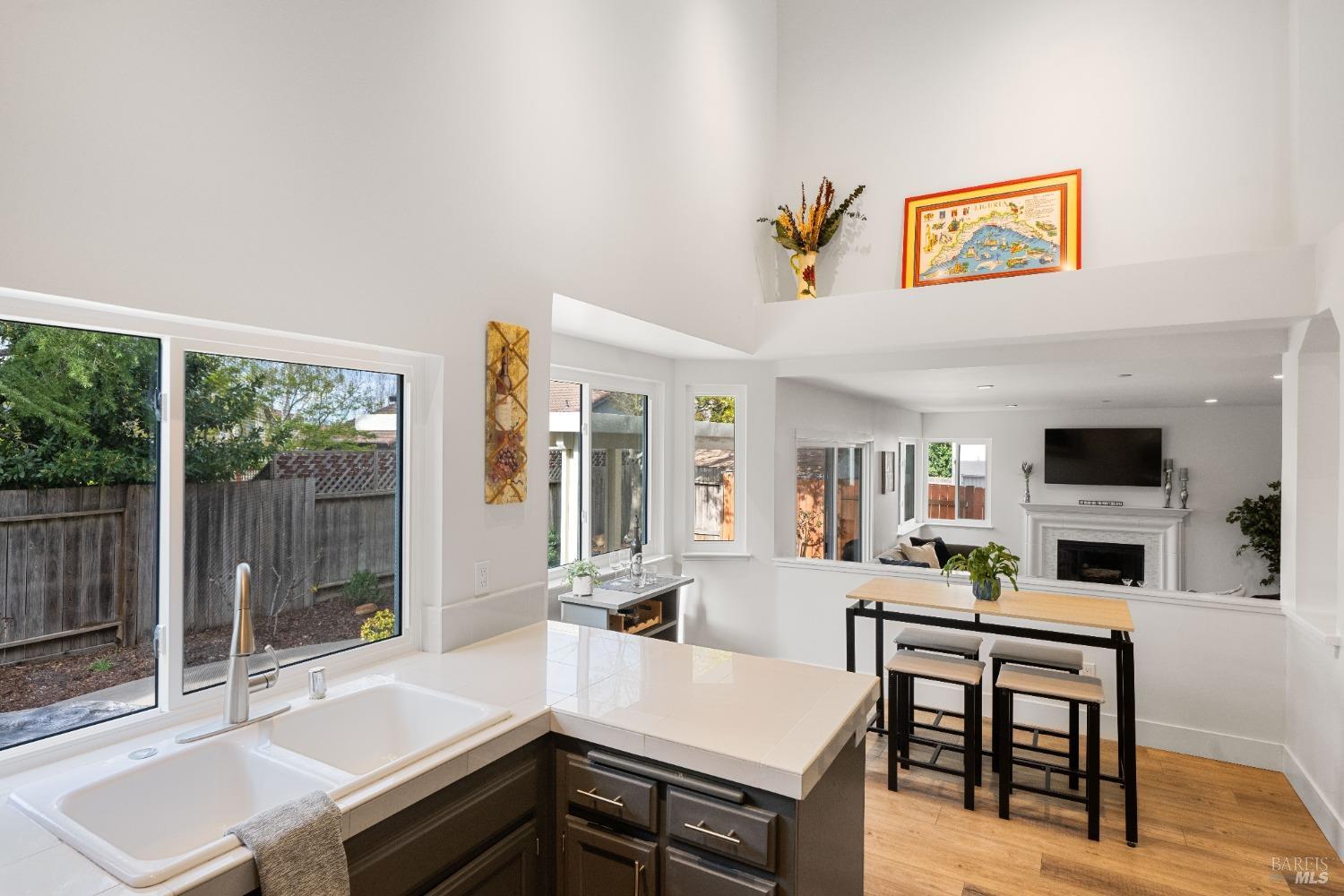 2594 Wine Country Ave