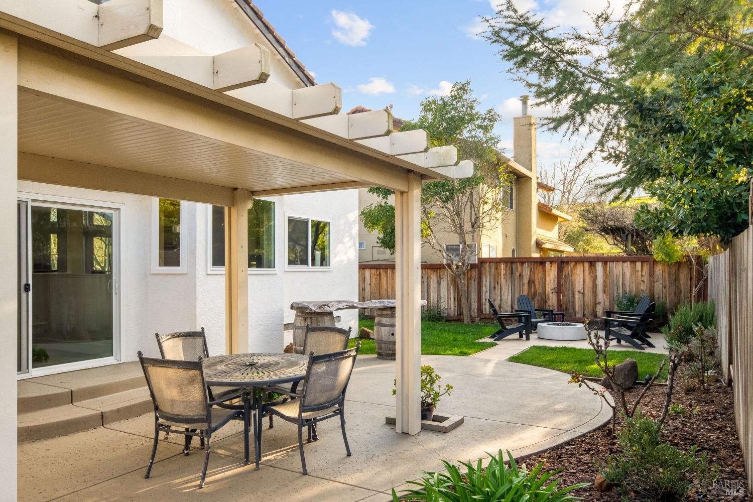 2594 Wine Country Ave