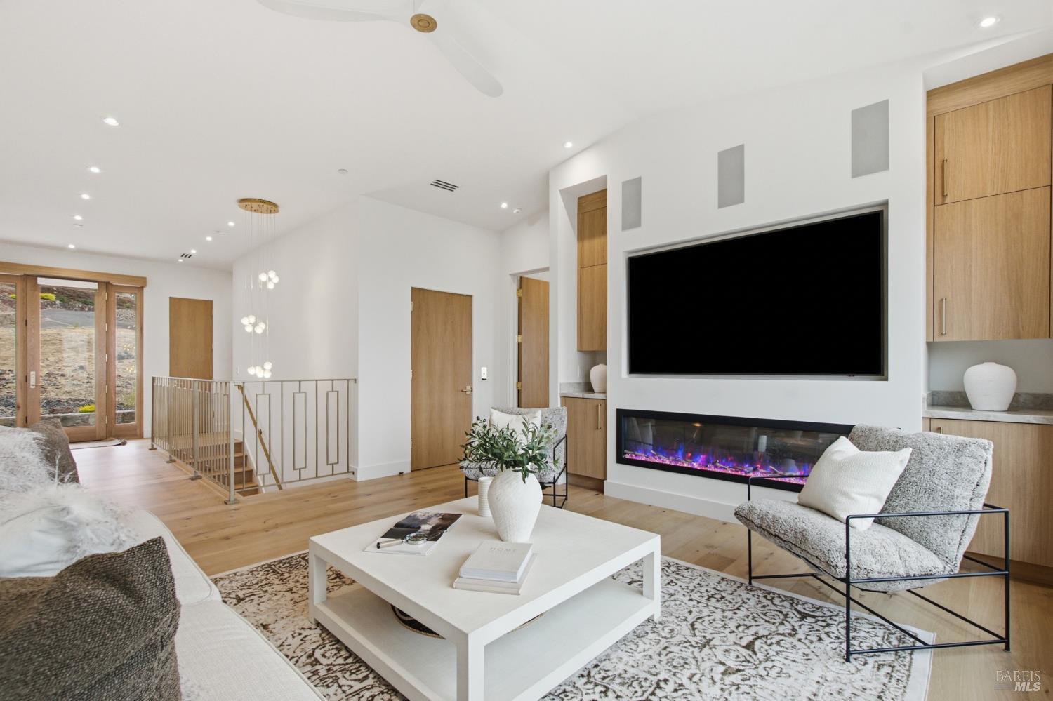 421 Bear Creek Cir